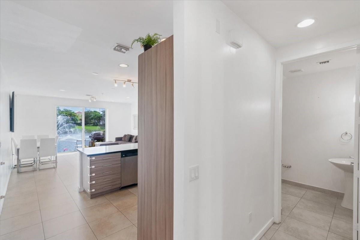 CALABRIA II CONDO - Residential