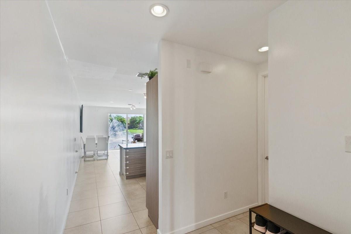 CALABRIA II CONDO - Residential