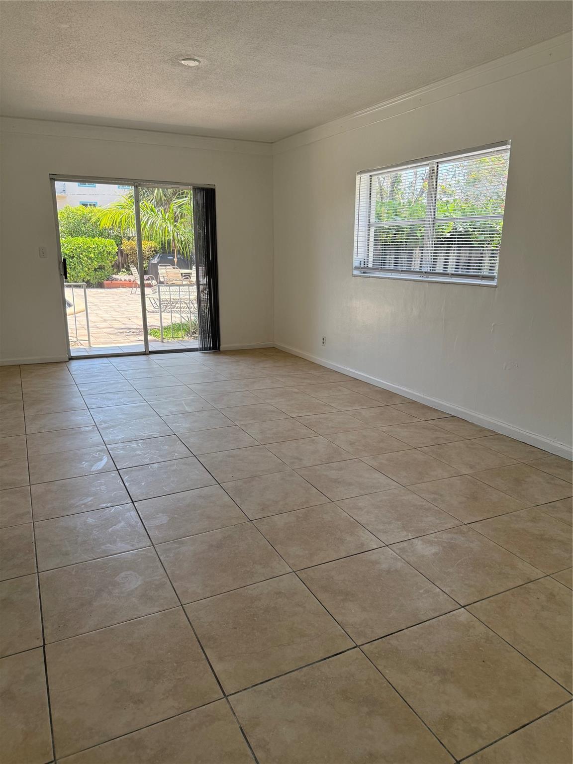 1581 NE 34th Ct 111