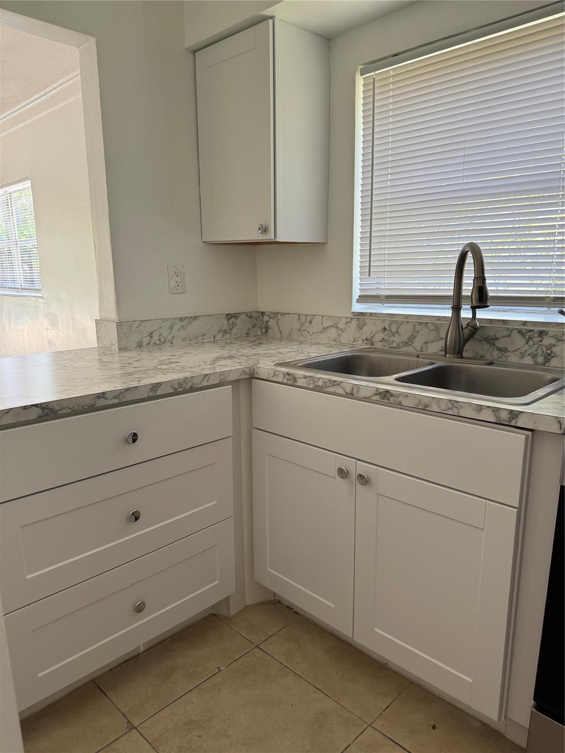 1581 NE 34th Ct 111