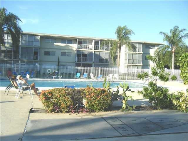 HILLCREST - Residential