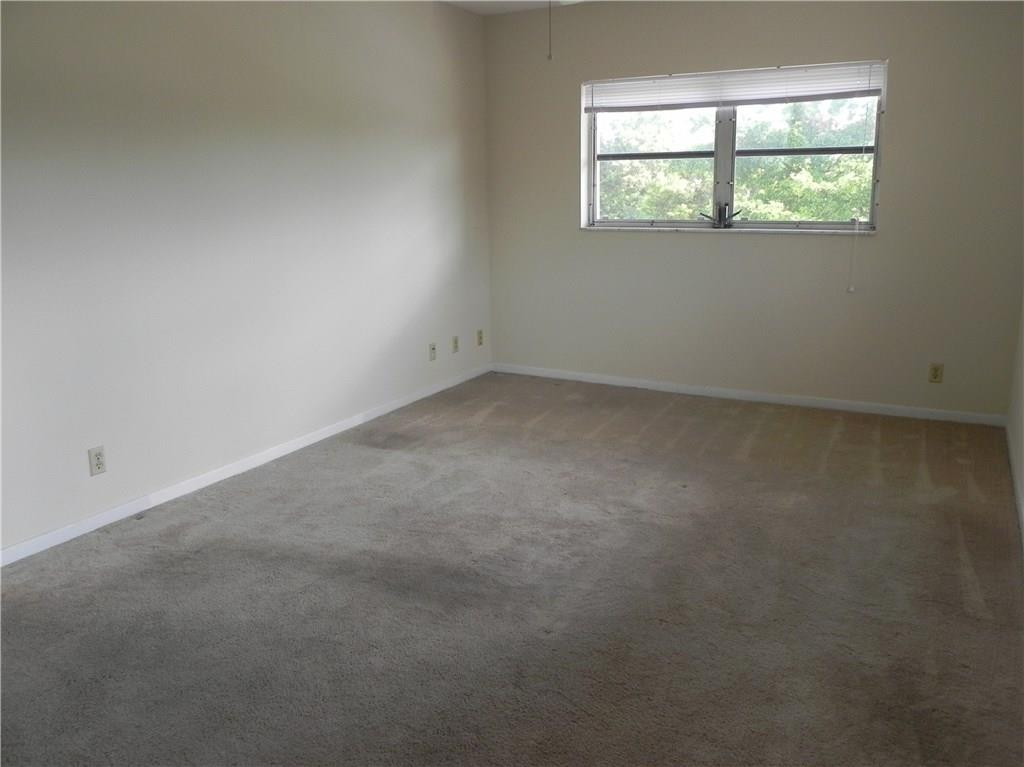 HILLCREST - Residential