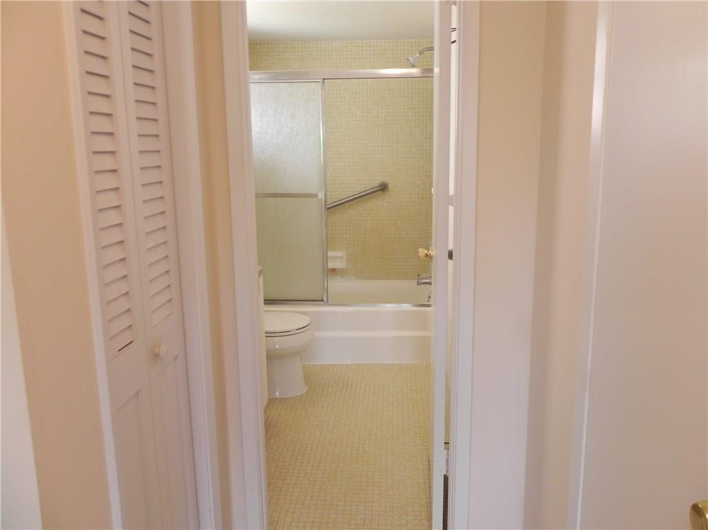HILLCREST - Residential