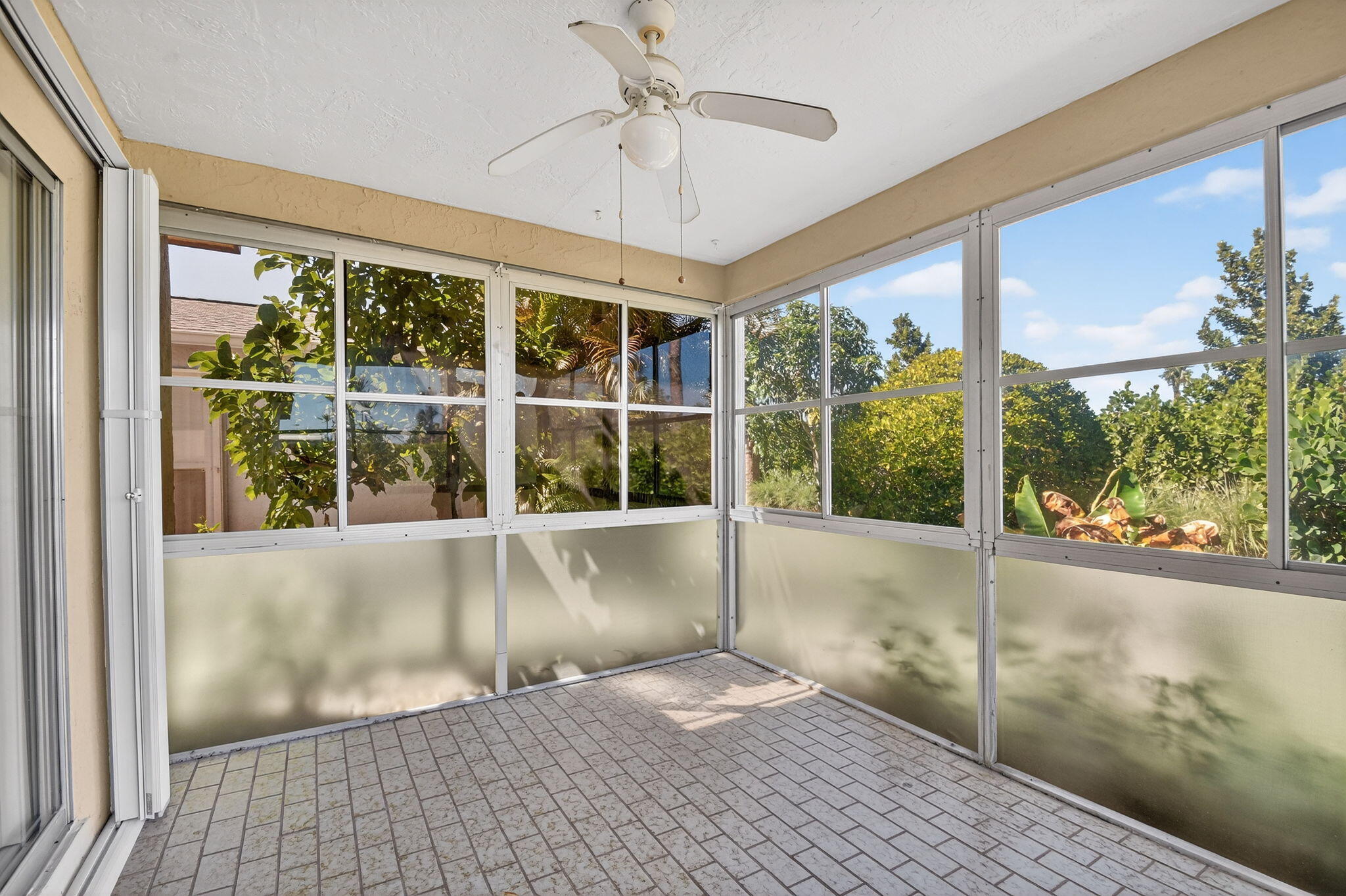 LUCERNE LAKES HOMES VILLAGE 1 4TH ADD - Residential