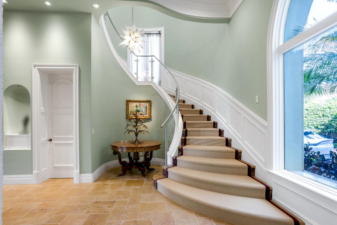 SANCTUARY - Residential