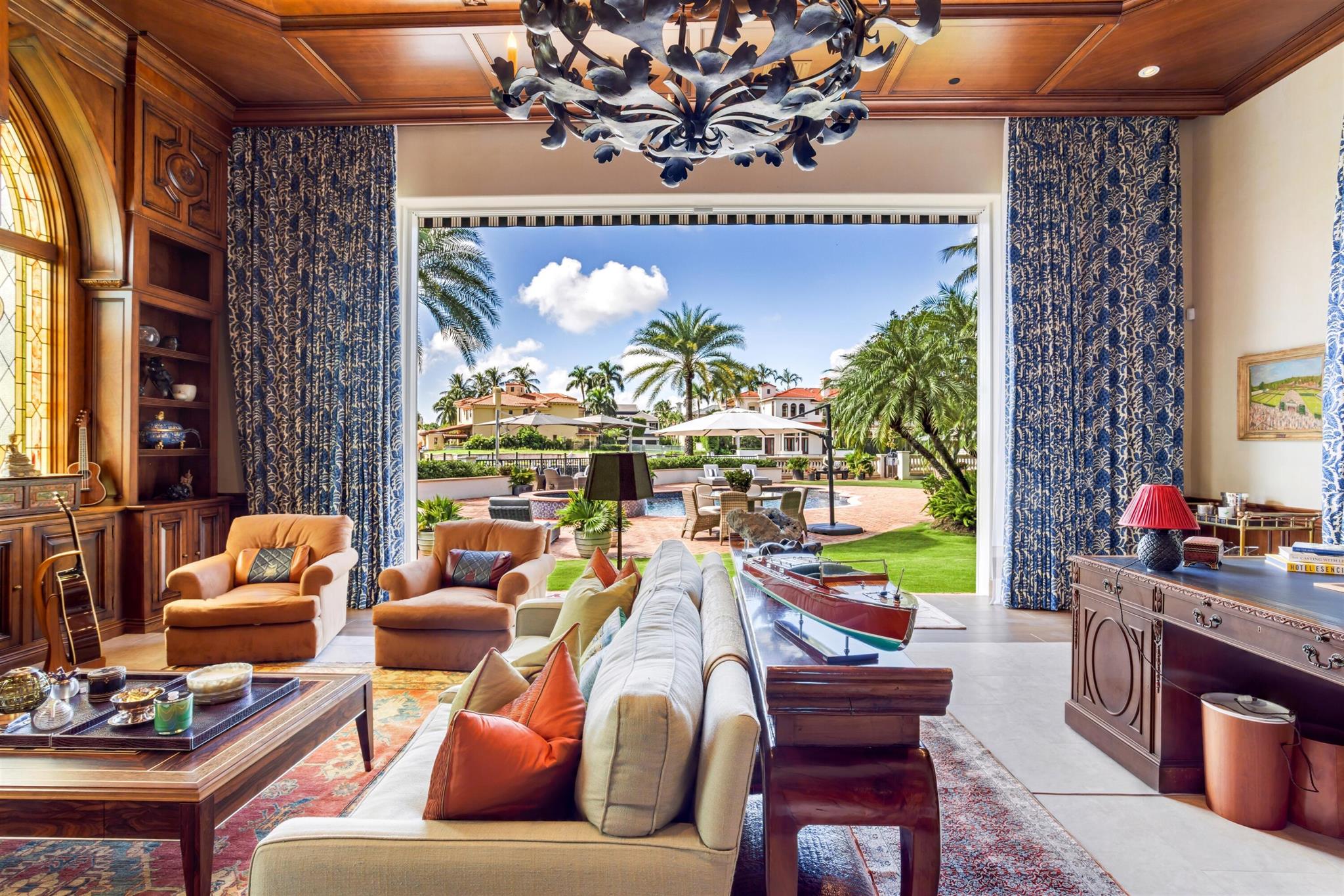 SANCTUARY - Residential