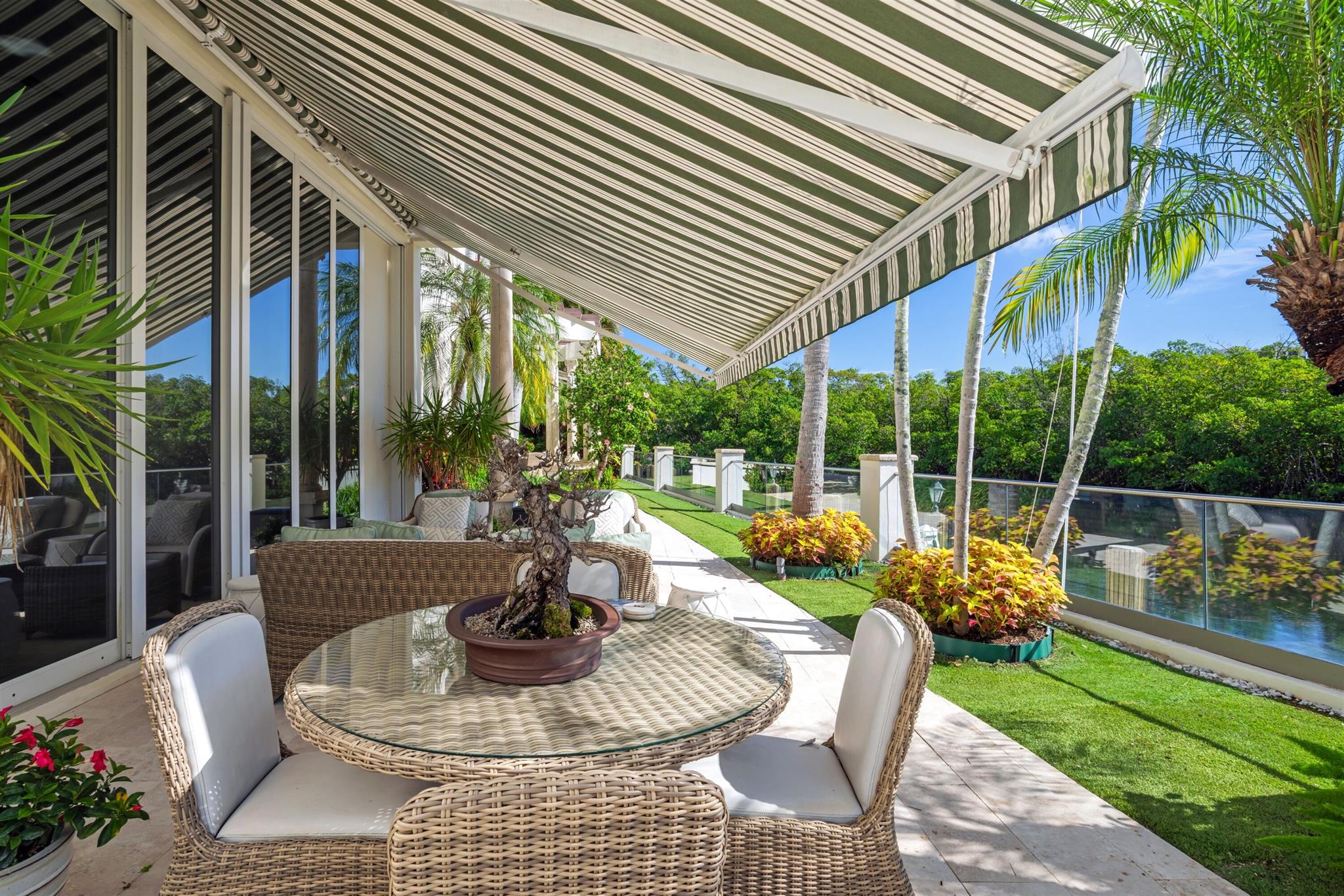 SANCTUARY - Residential