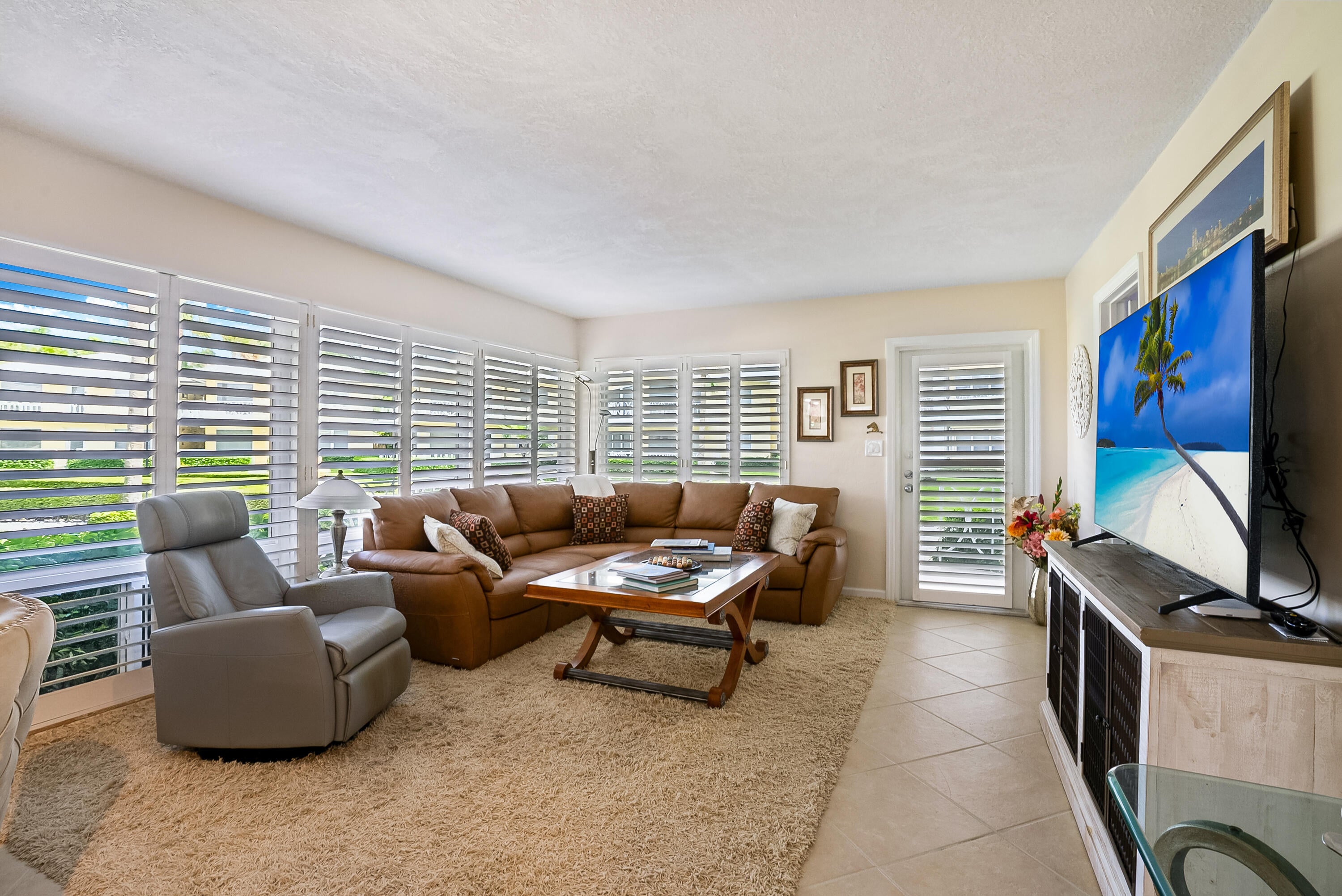 2000 S Ocean Lane 2