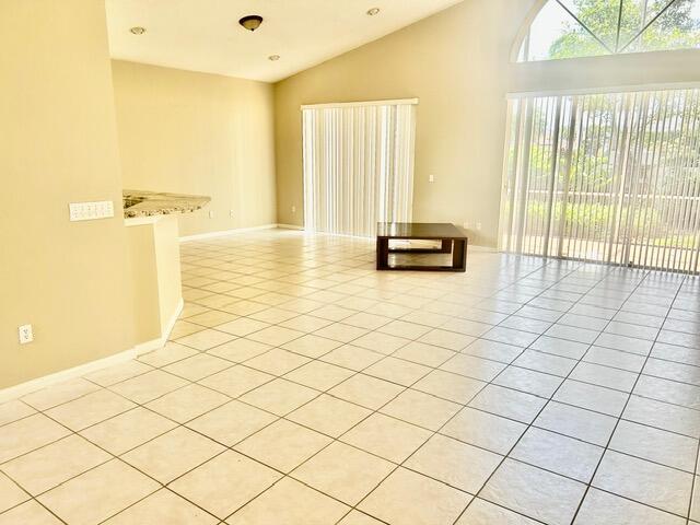 POLO TRACE 2 1 - Residential