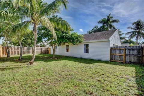 A home in Lake Worth