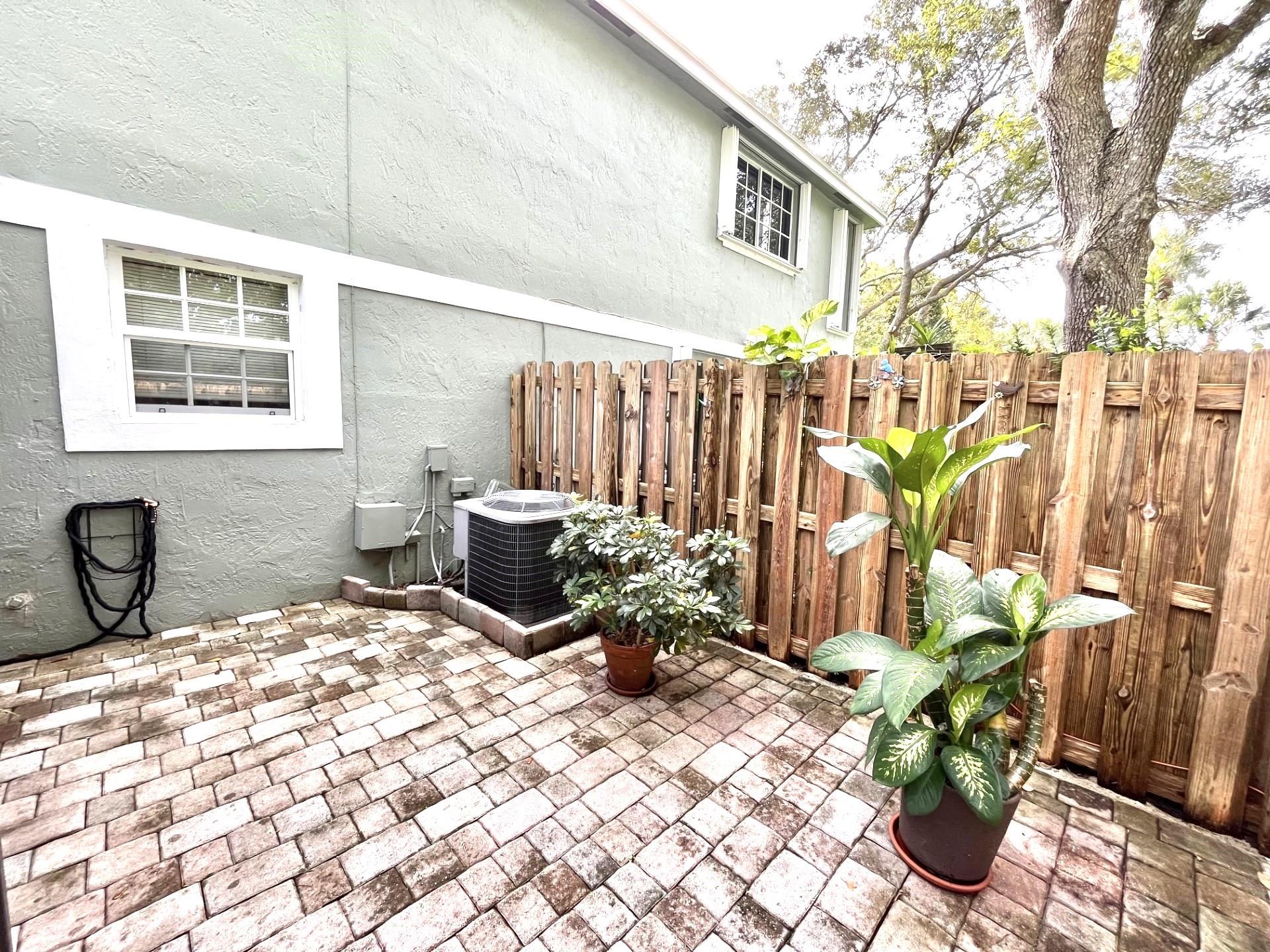 Flamingo Gardens - Residential