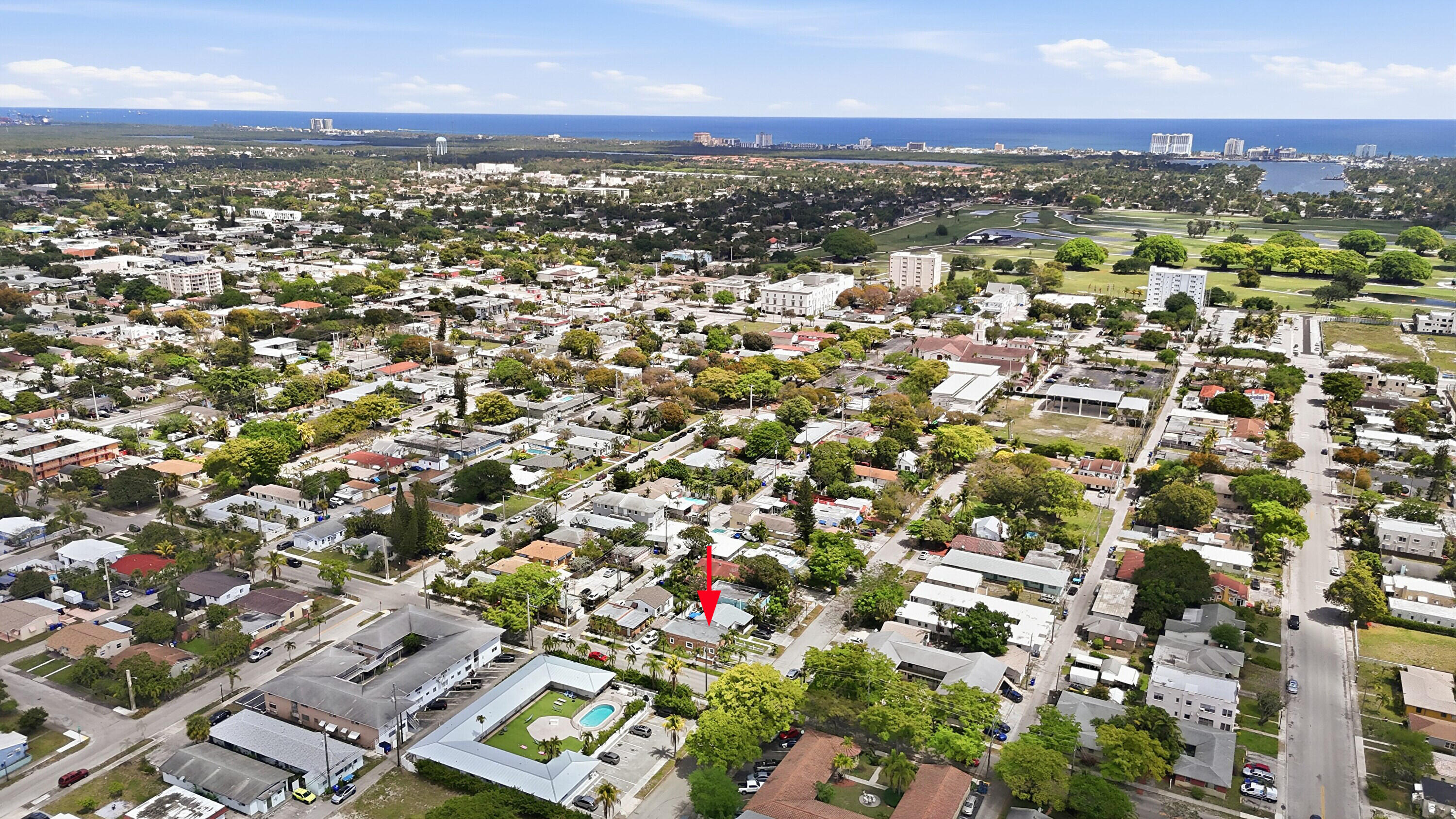 HOLLYWOOD - Residential Income