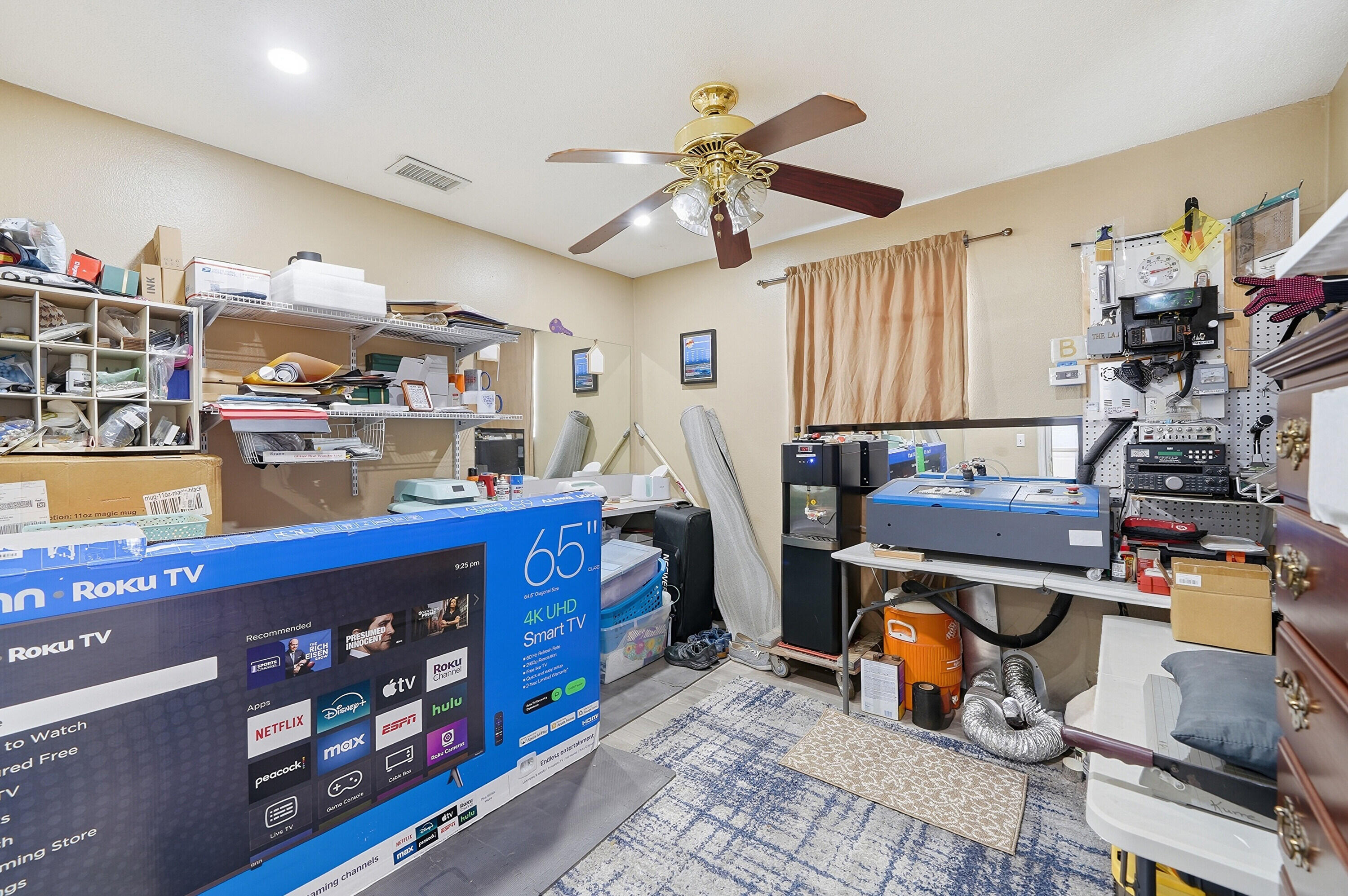 HOLLYWOOD - Residential Income