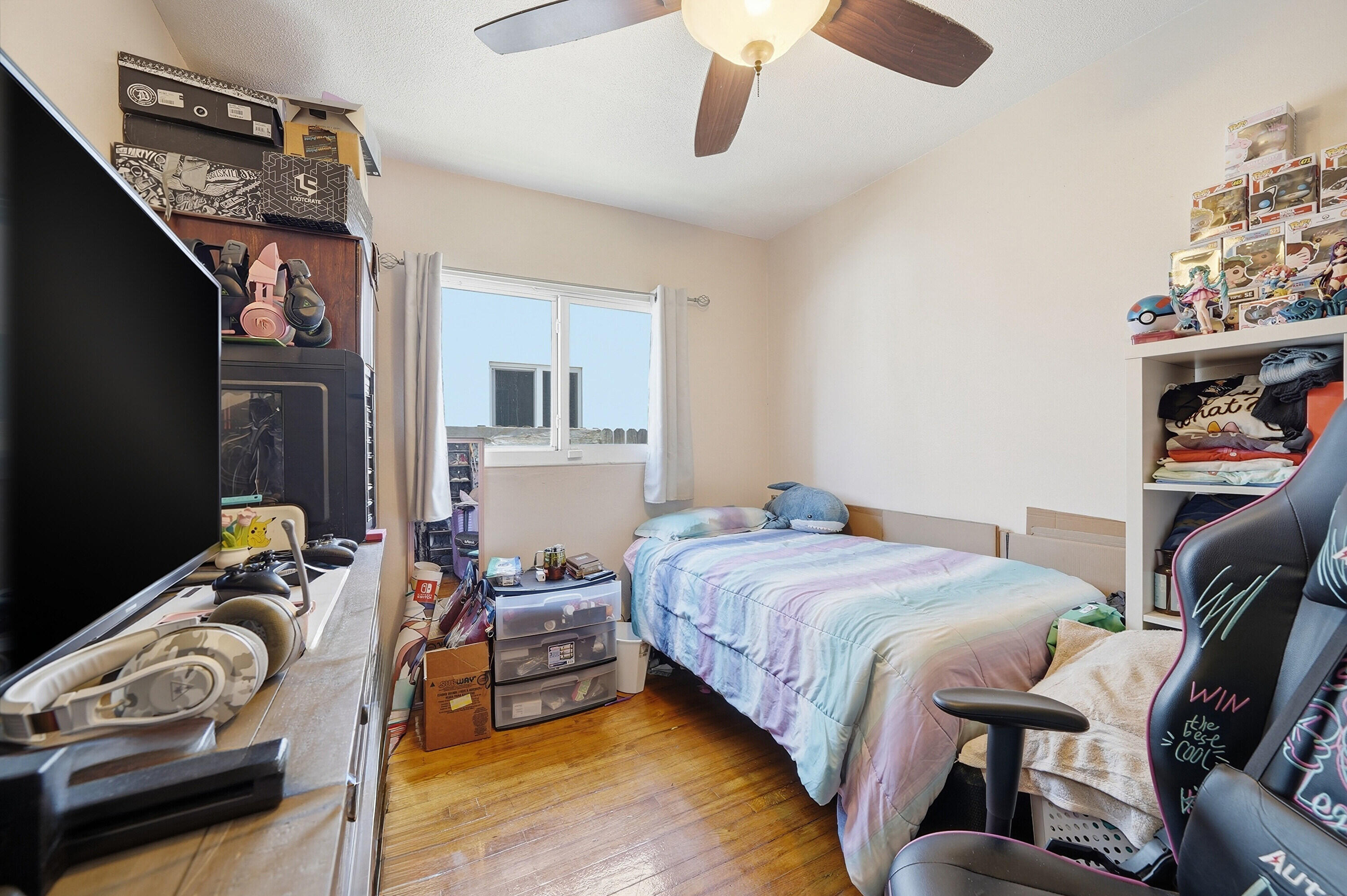 HOLLYWOOD - Residential Income