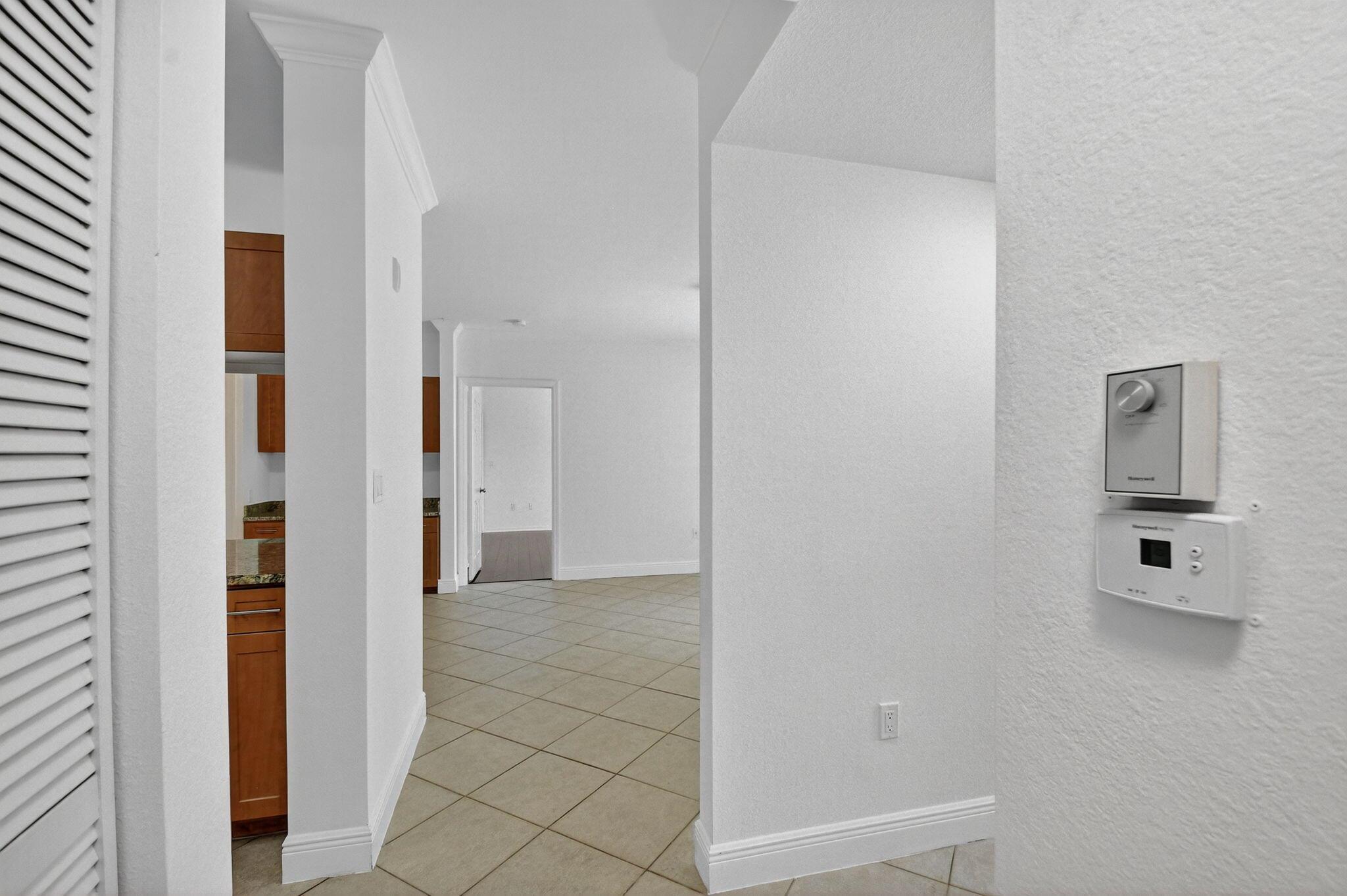 6511 Emerald Dunes Drive 304