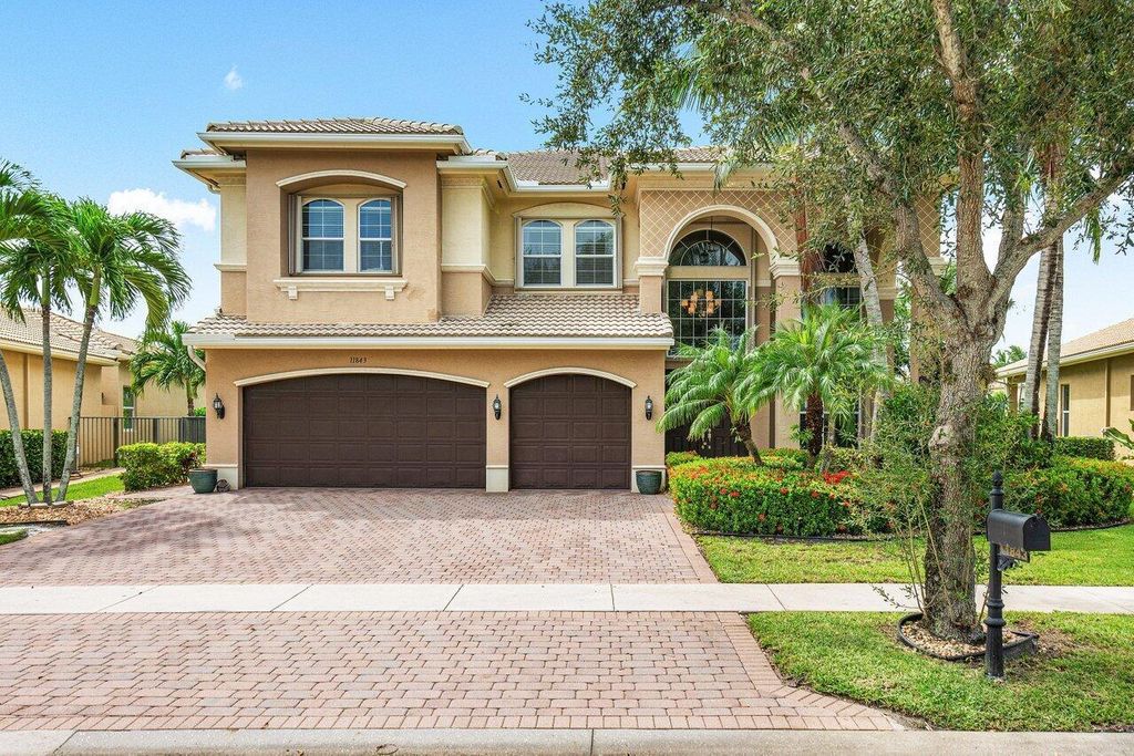 Photo of 11843 Fox Hill Circle, Boynton Beach, FL 33473 (MLS # R11054363)