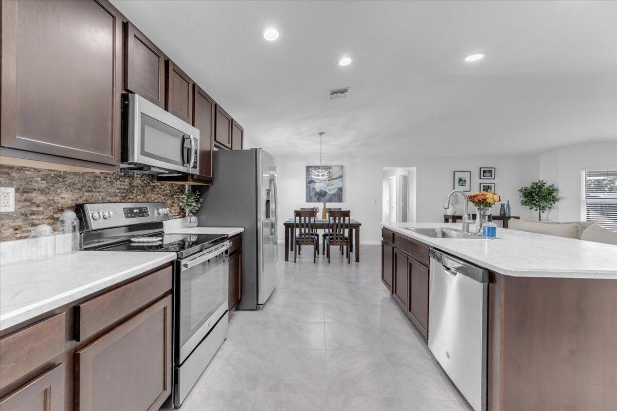 PORT ST LUCIE SECTION 20 - Residential