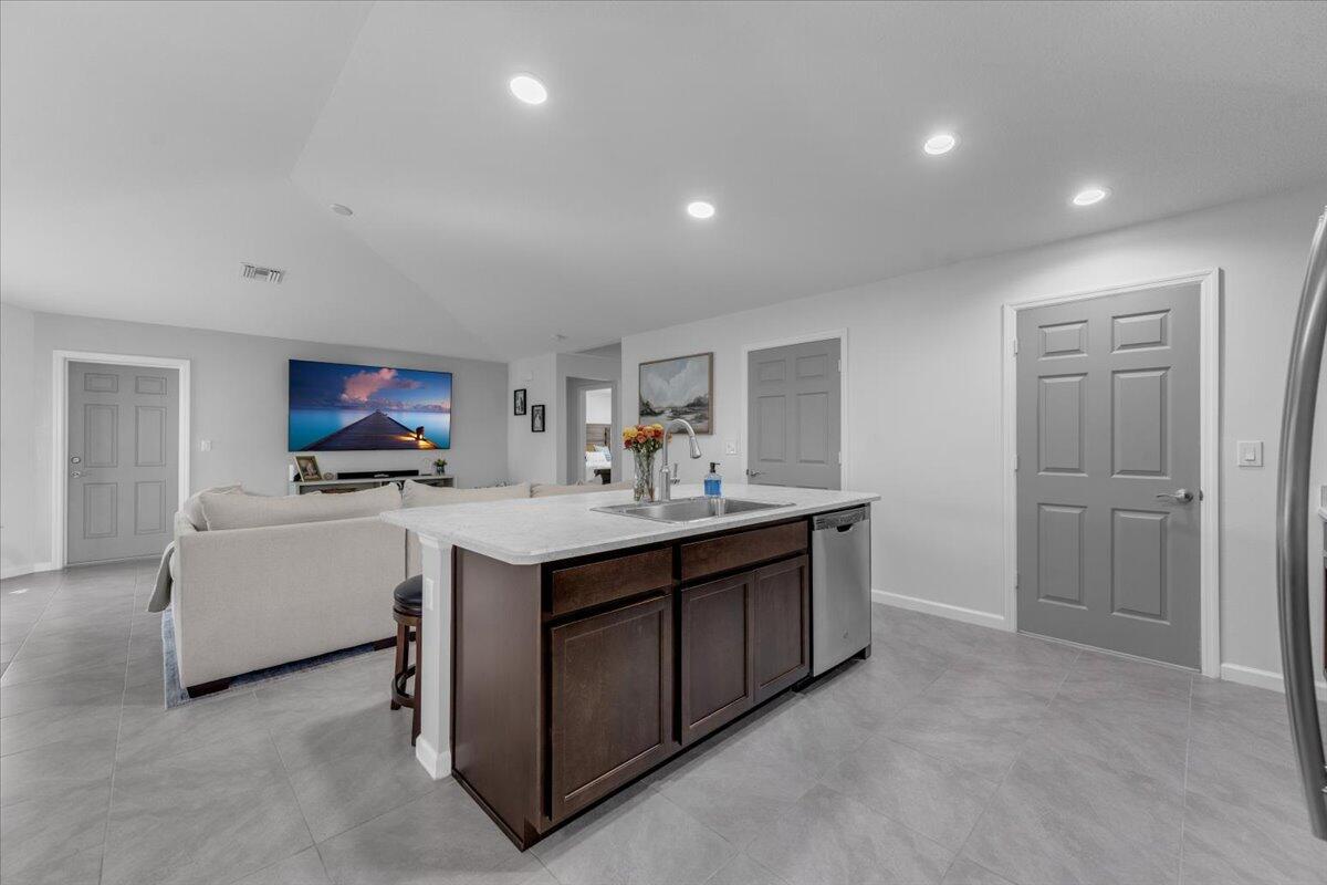 PORT ST LUCIE SECTION 20 - Residential