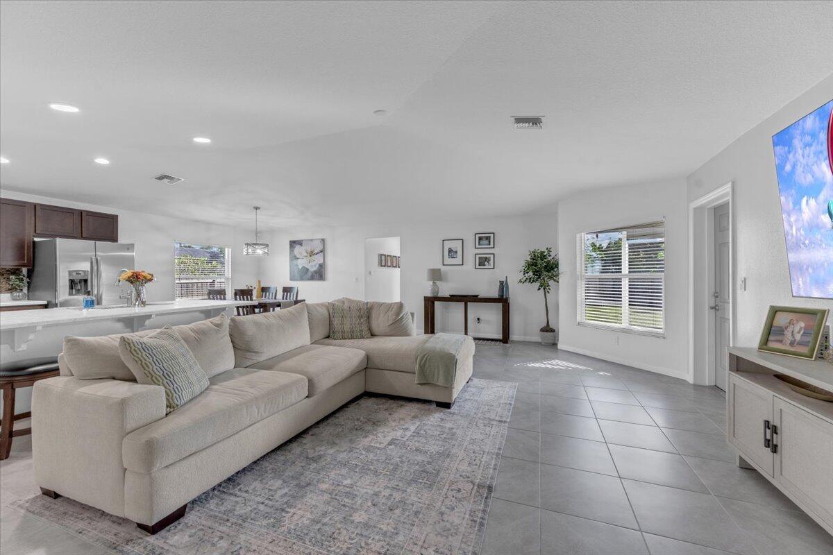 PORT ST LUCIE SECTION 20 - Residential