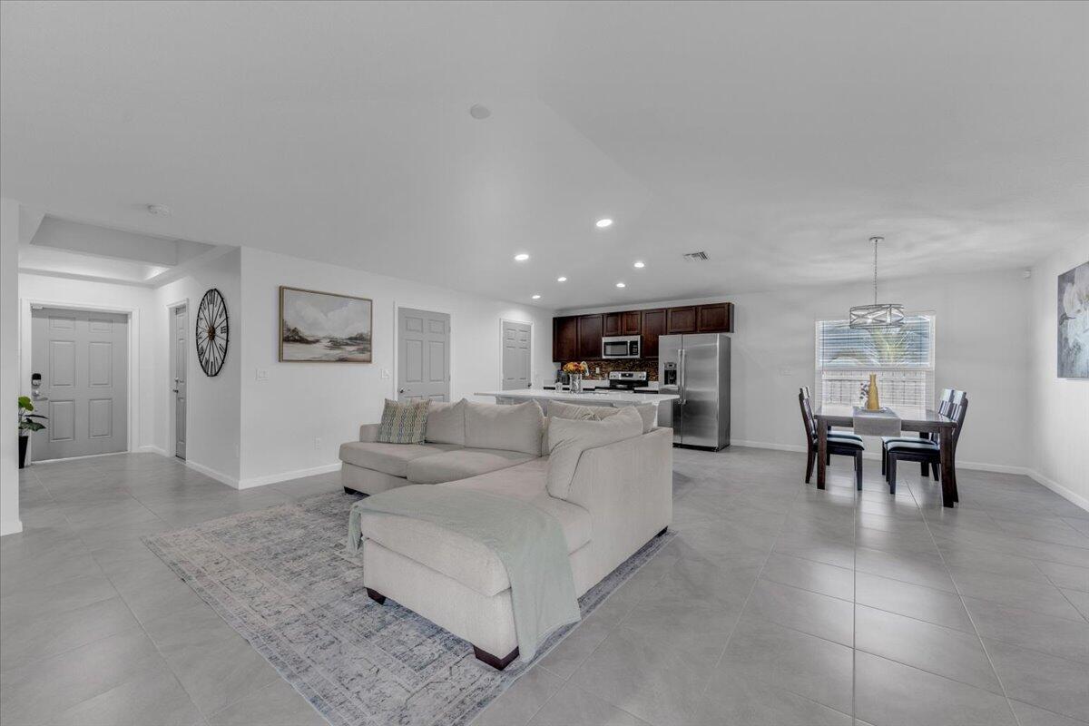 PORT ST LUCIE SECTION 20 - Residential