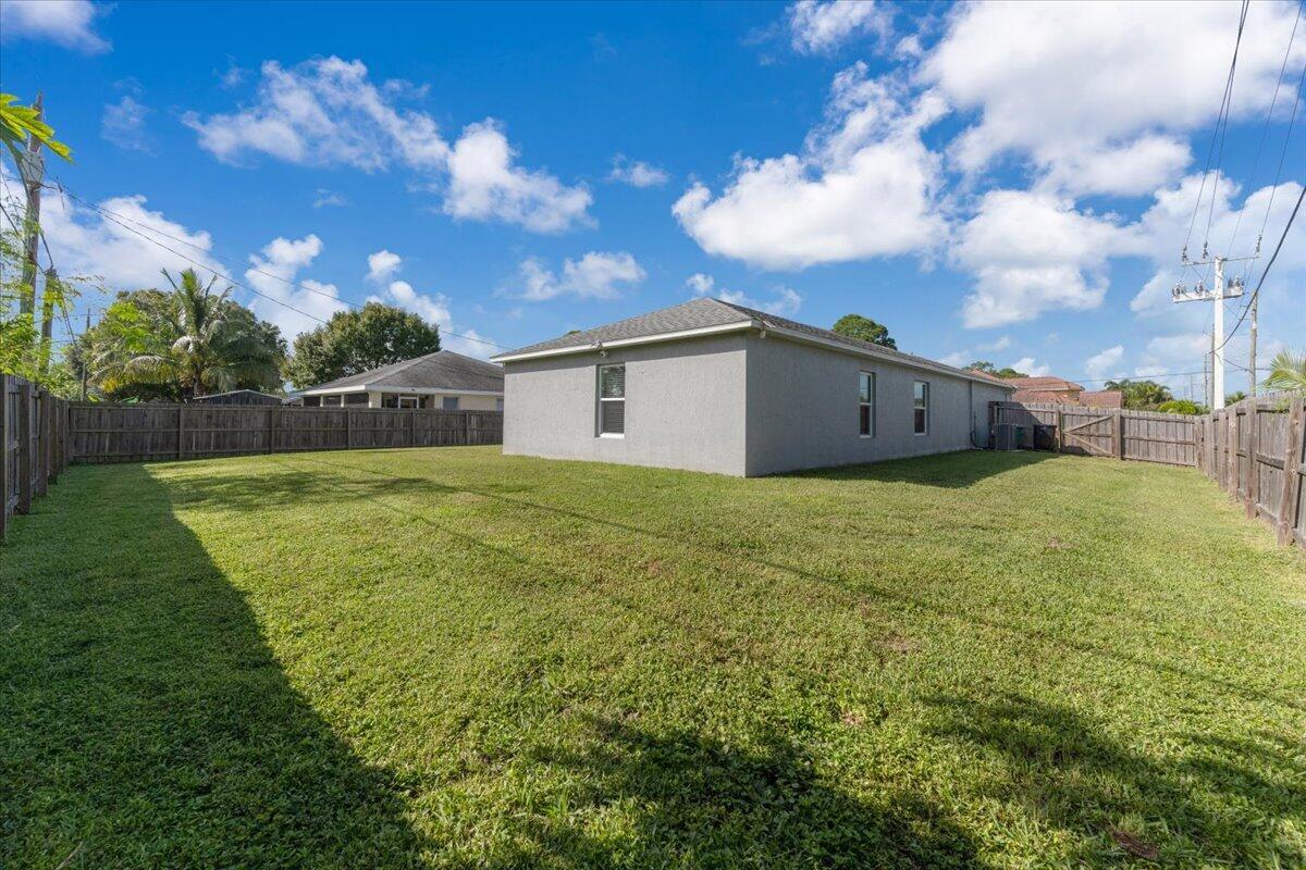 PORT ST LUCIE SECTION 20 - Residential