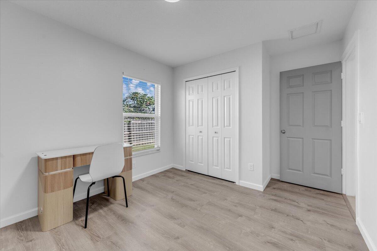 PORT ST LUCIE SECTION 20 - Residential