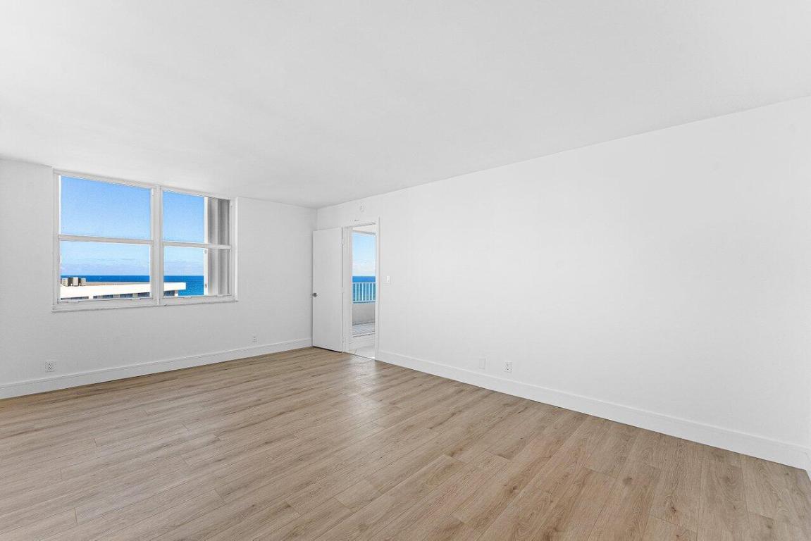 CLARIDGE CONDO - Residential