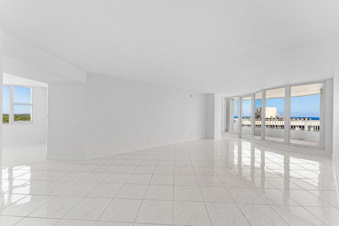 CLARIDGE CONDO - Residential