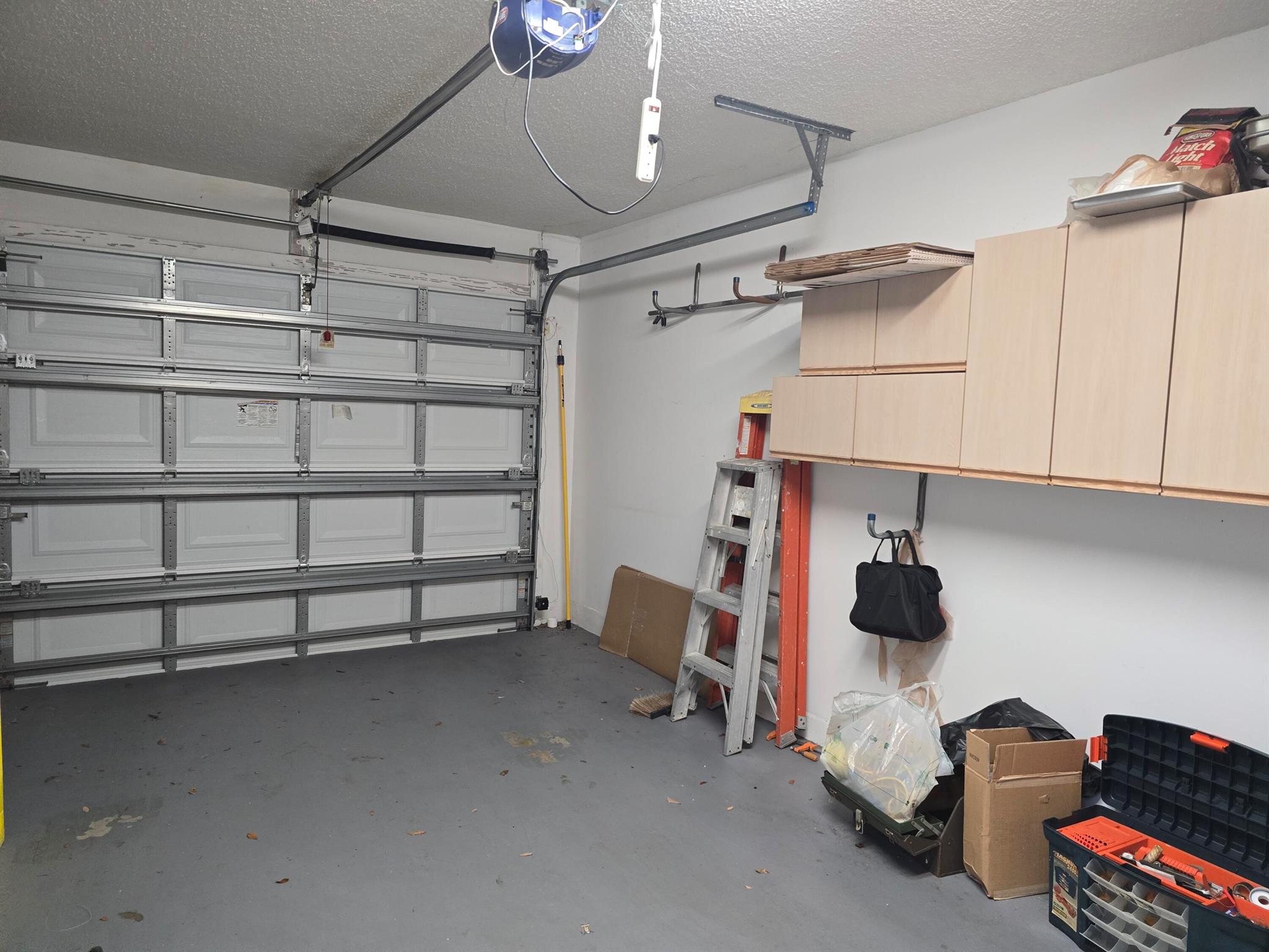 WHISPER WALK SEC E CONDO - Residential