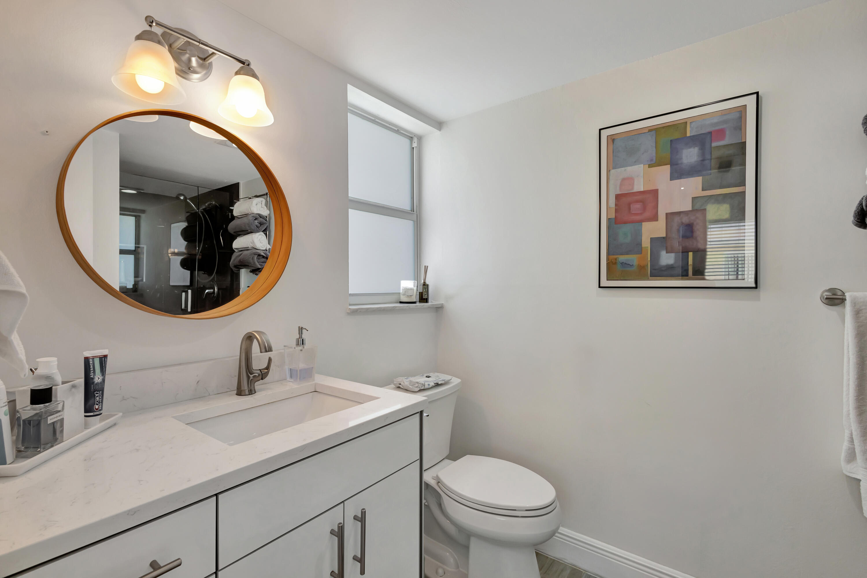 COLONIAL CLUB CONDO SEC 2 - Residential