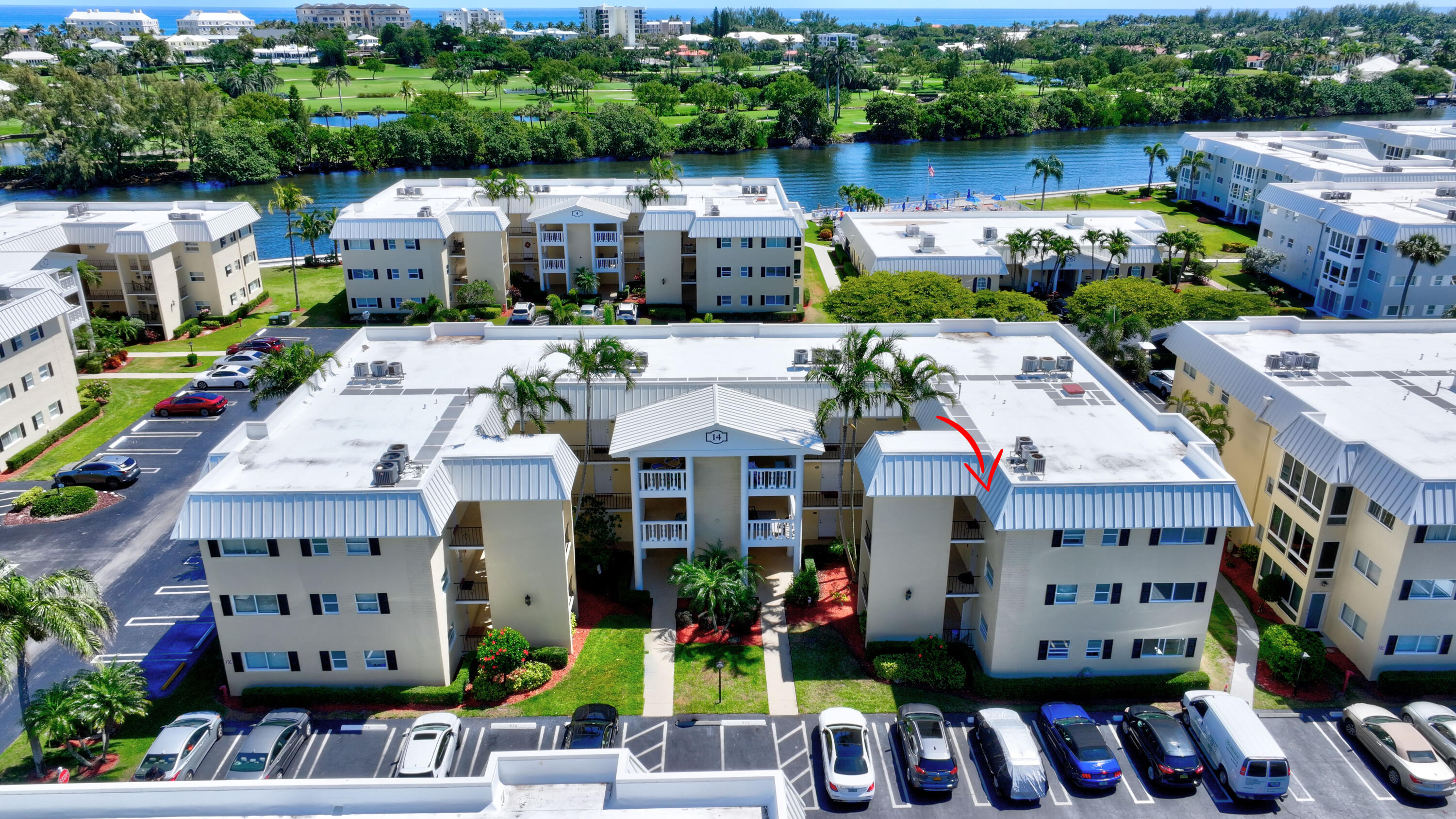 COLONIAL CLUB CONDO SEC 2 - Residential