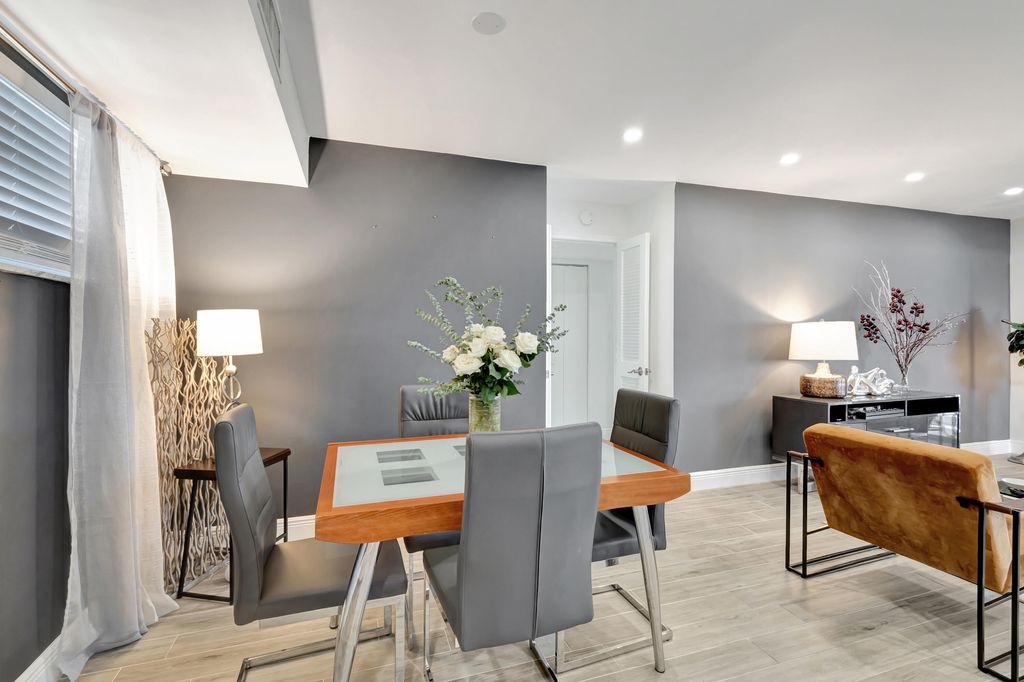 Photo of 14 Colonial Club Drive #305, Boynton Beach, FL 33435 (MLS # B26020128)