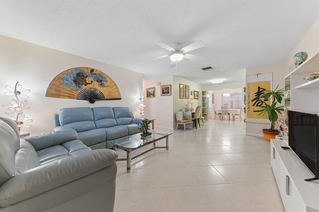 Photo of 507 SW 18TH Street, Boynton Beach, FL 33426 (MLS # B26075649)