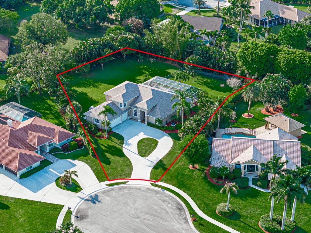 Photo of 15900 Springhill Court, Wellington, FL 33414 (MLS # R10974457)