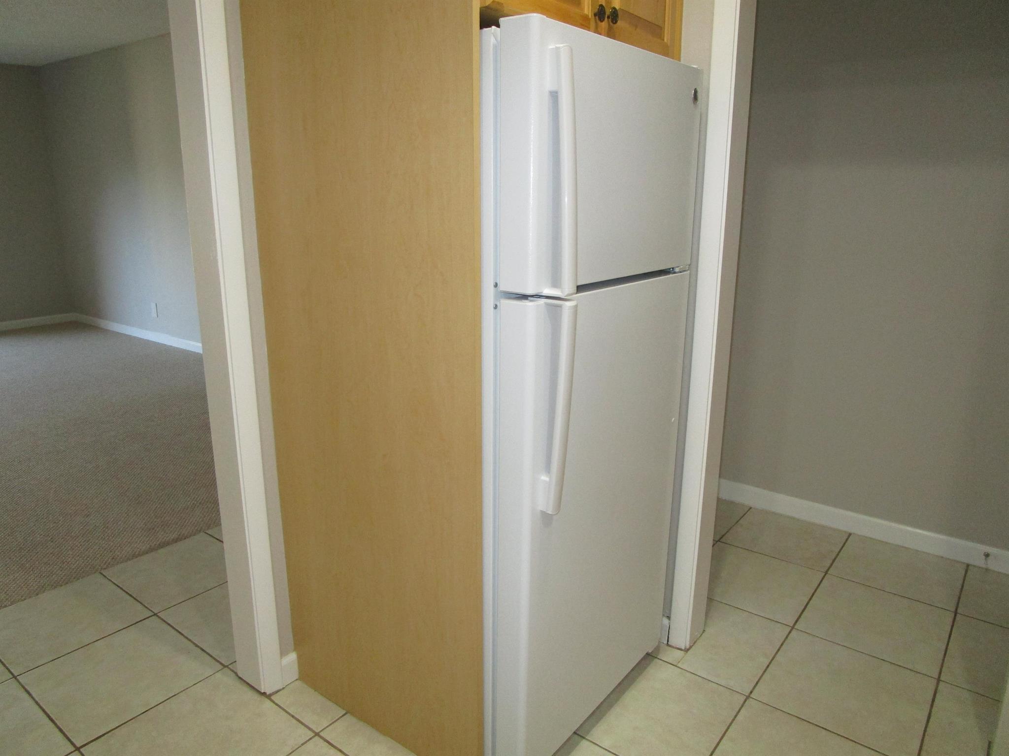 TRAILS END VILLAS INC CON - Residential Lease