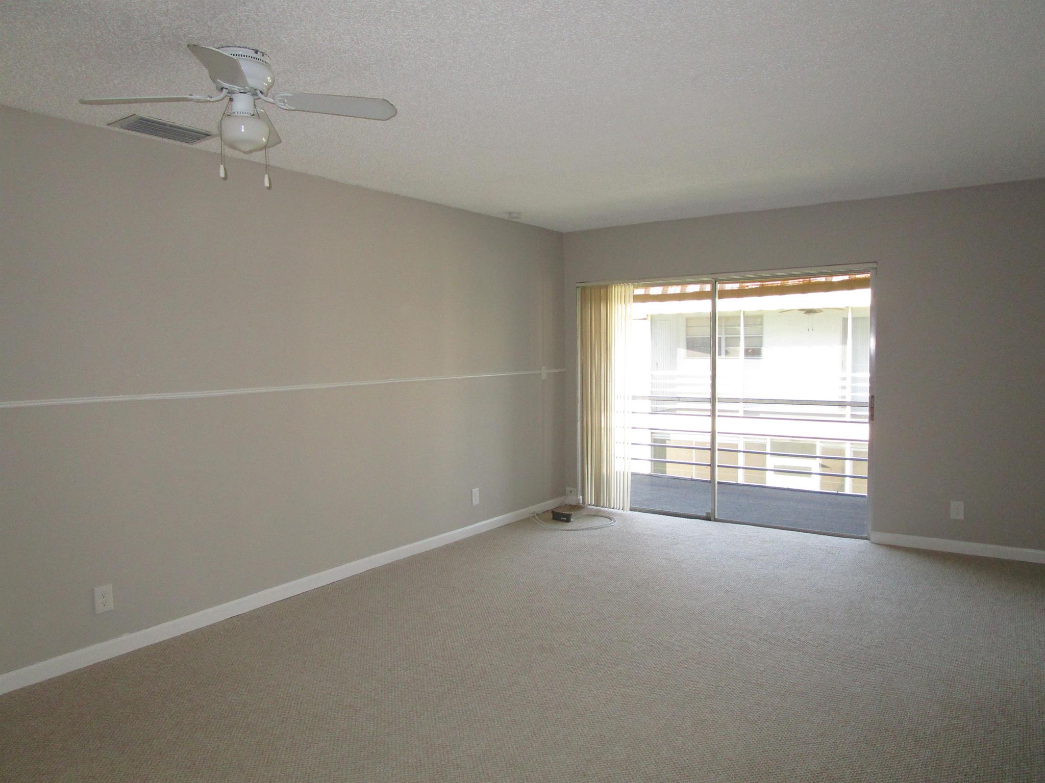 TRAILS END VILLAS INC CON - Residential Lease