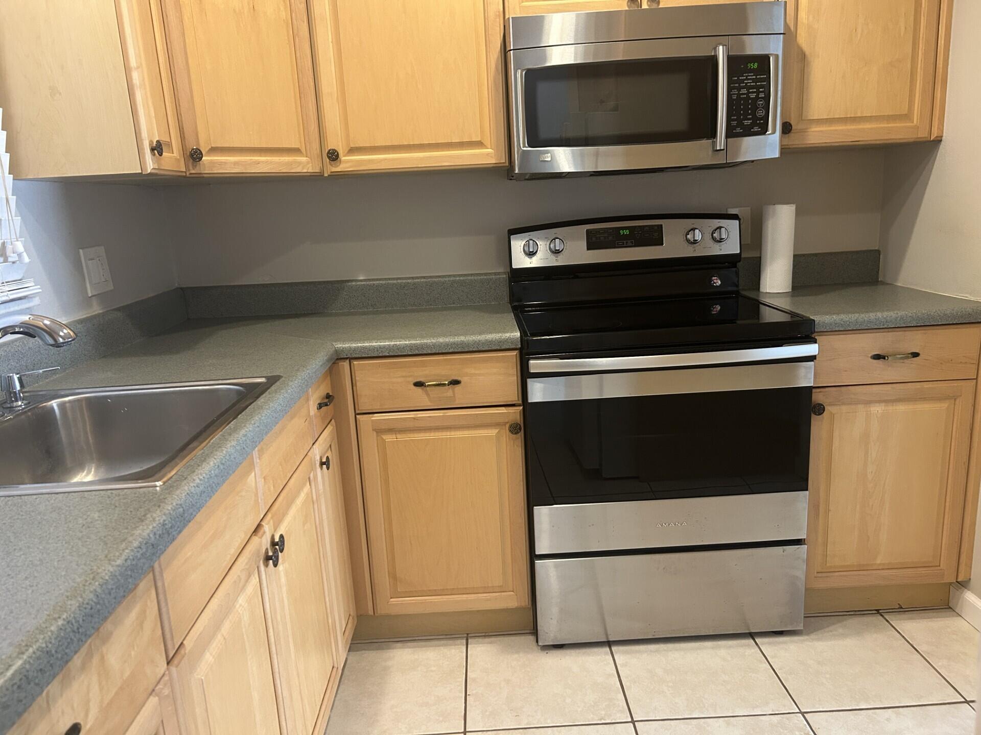 TRAILS END VILLAS INC CON - Residential Lease