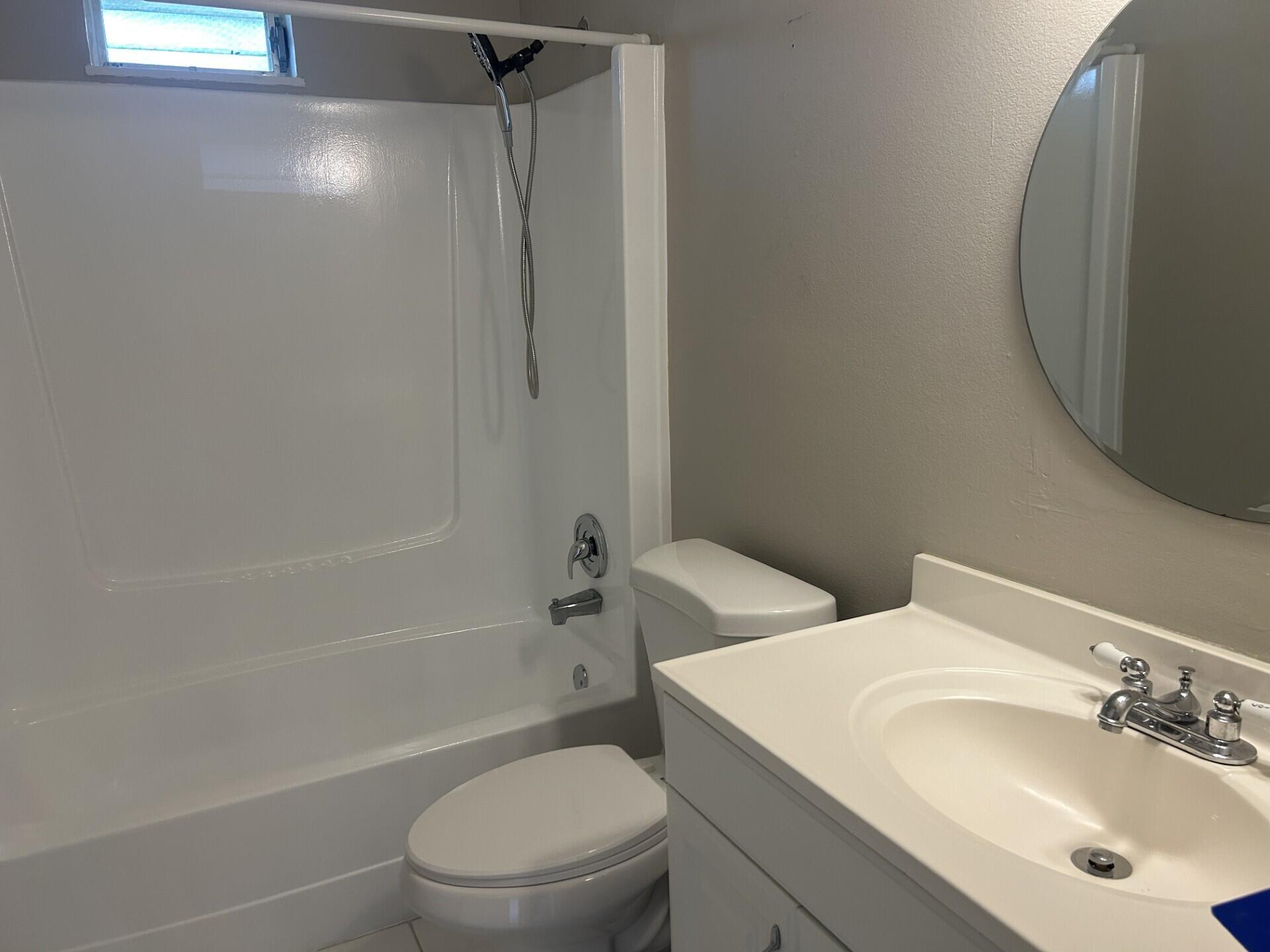 TRAILS END VILLAS INC CON - Residential Lease