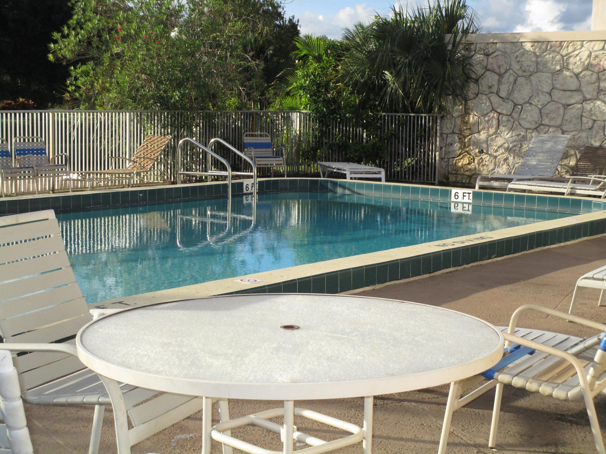 TRAILS END VILLAS INC CON - Residential Lease