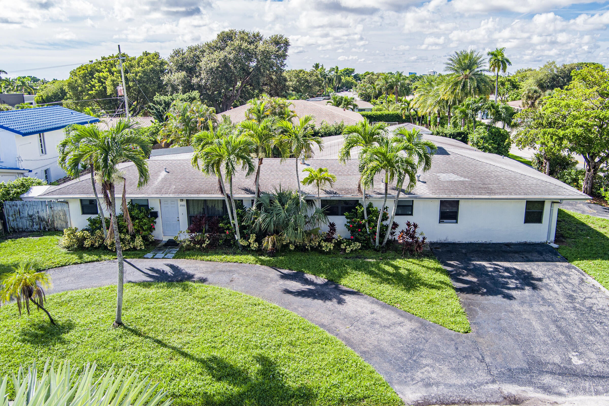 2908 Middle River Drive, Fort Lauderdale, FL, 33306/$1,200,000 1 2908 Middle River Drive