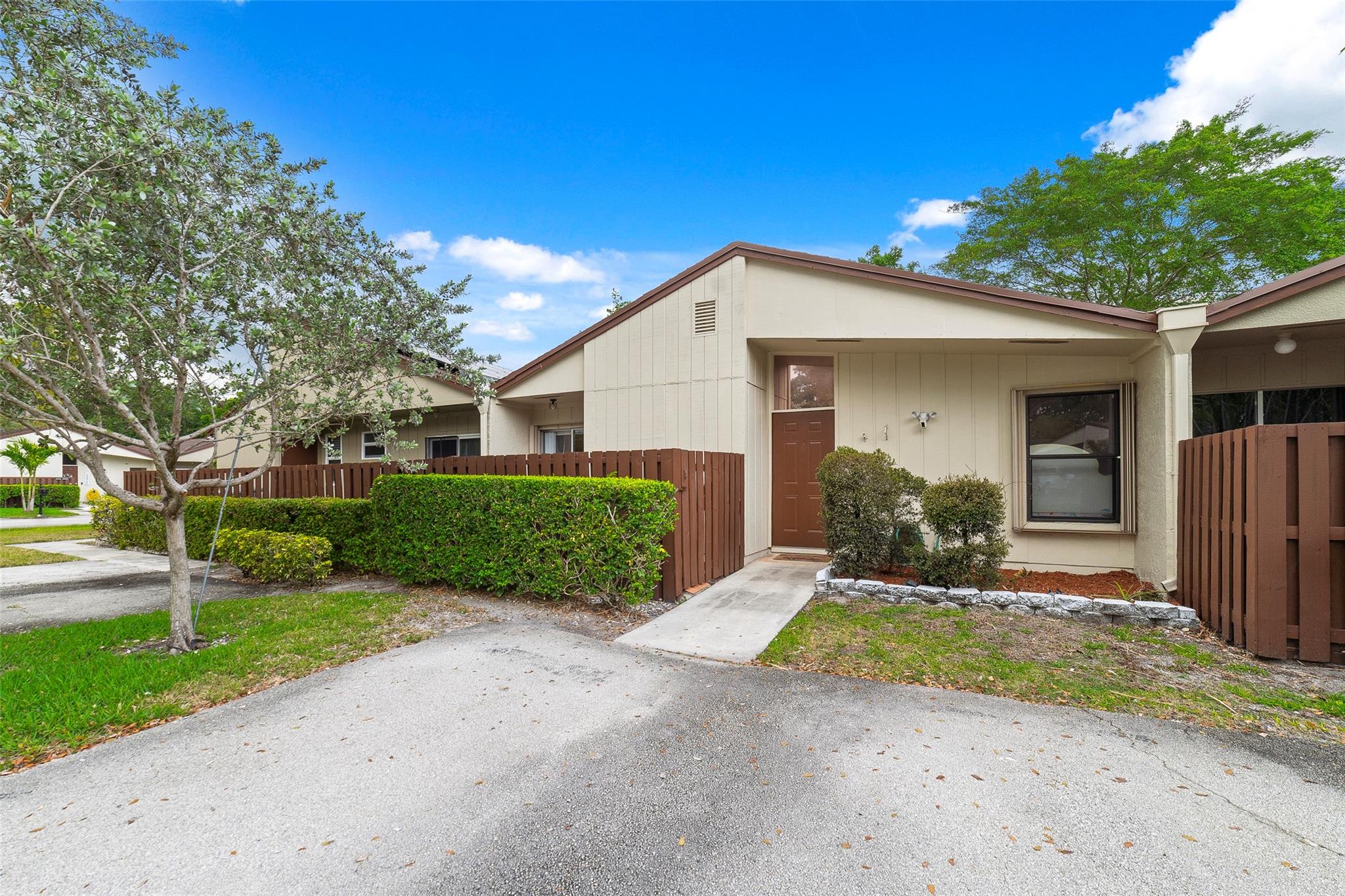 View Boca Raton, FL 33428 townhome