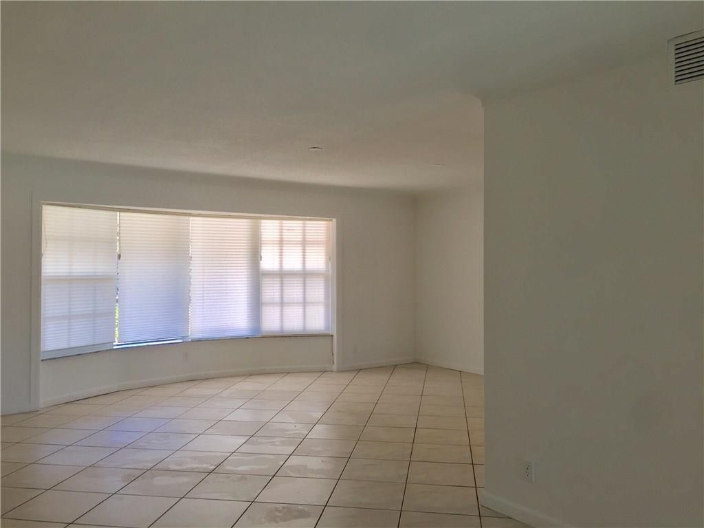 Venetian Isles 3rd Sec 47 - Residential