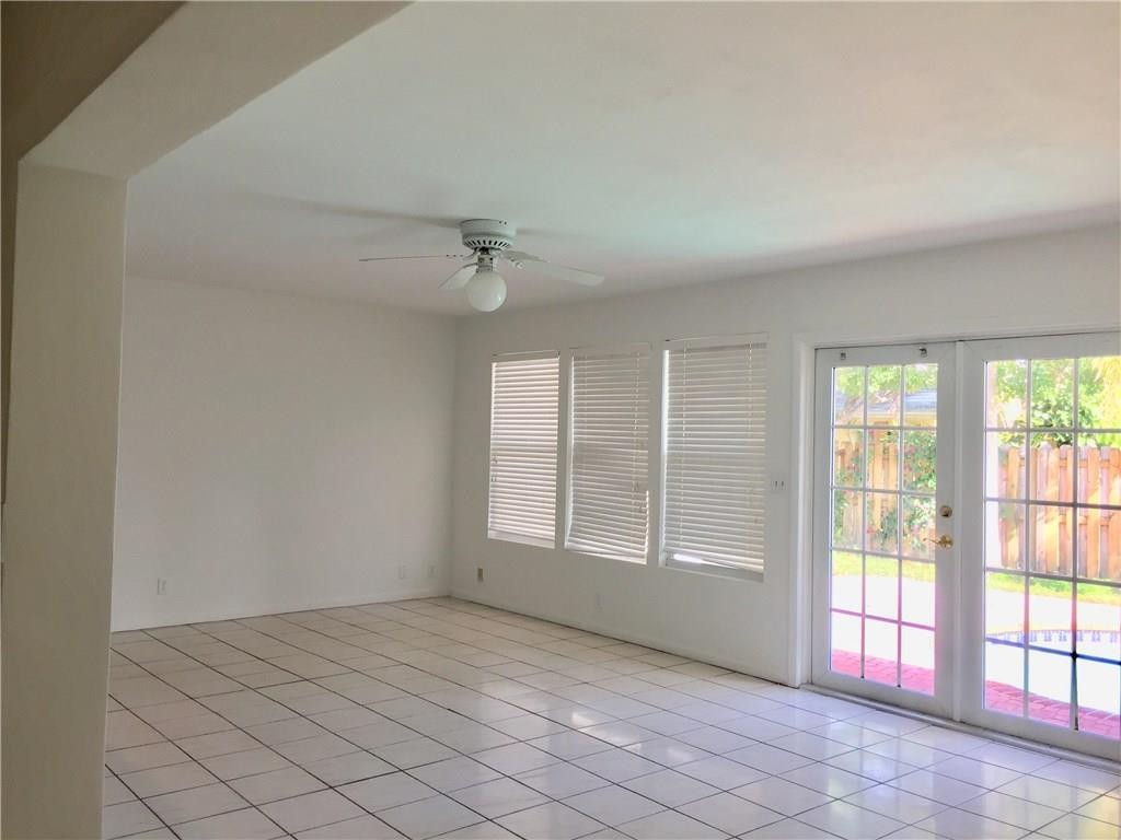 Venetian Isles 3rd Sec 47 - Residential