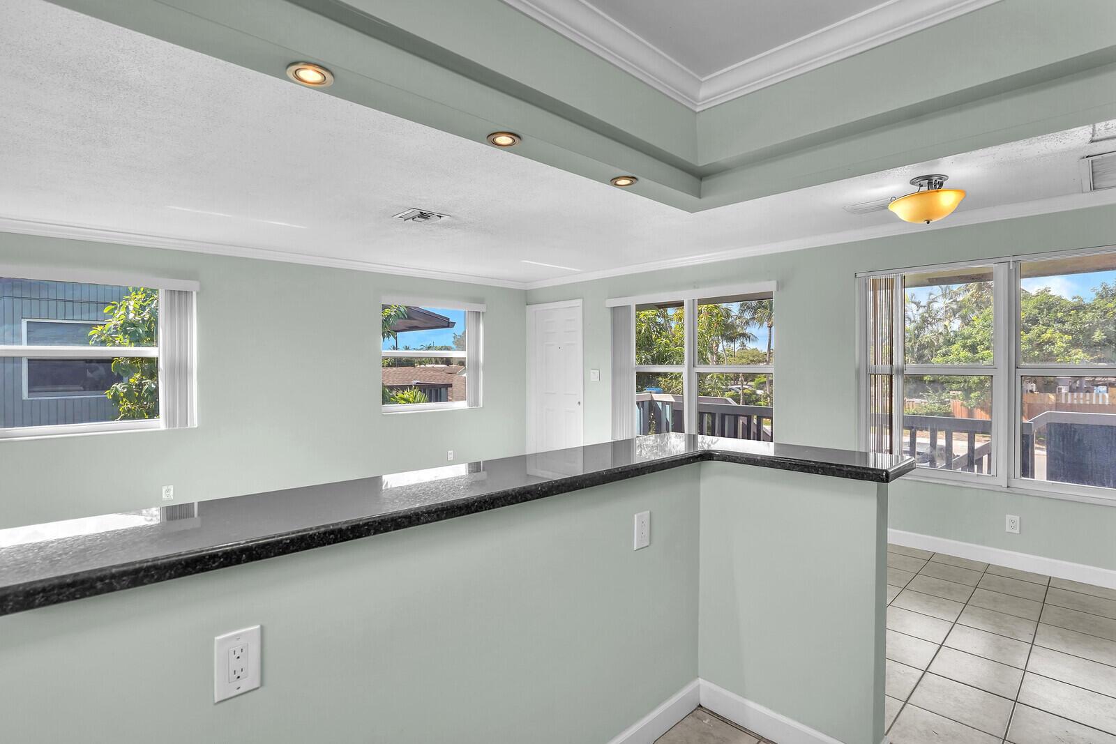 CRESTHAVEN NO 9 REPLAT - Residential Income