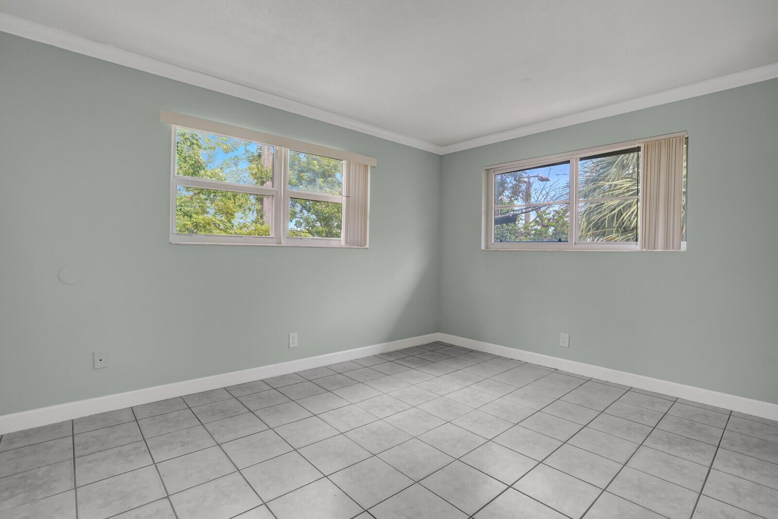 CRESTHAVEN NO 9 REPLAT - Residential Income