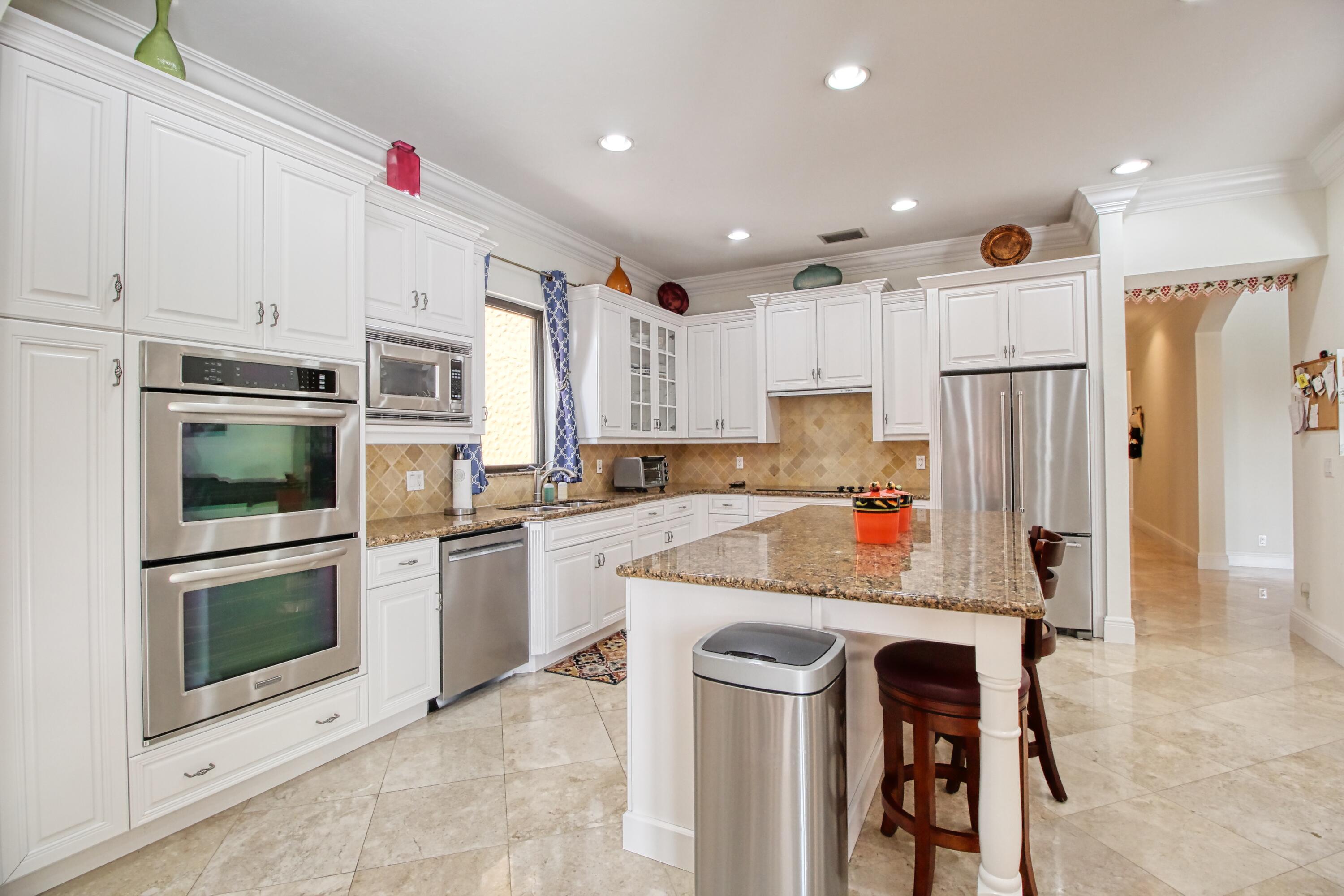 PARKLAND GOLF AND COUNTRY CLUB - Residential