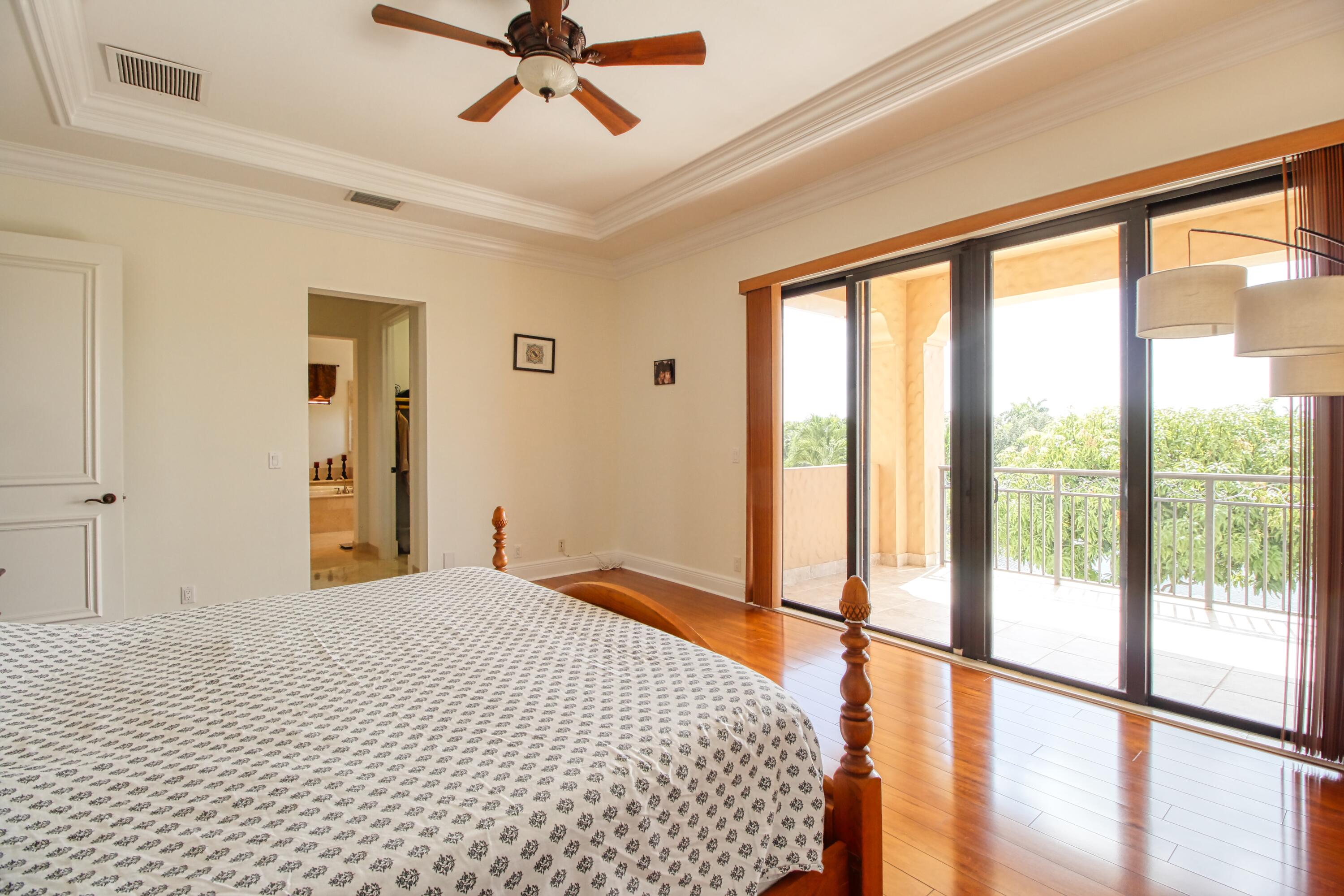 PARKLAND GOLF AND COUNTRY CLUB - Residential