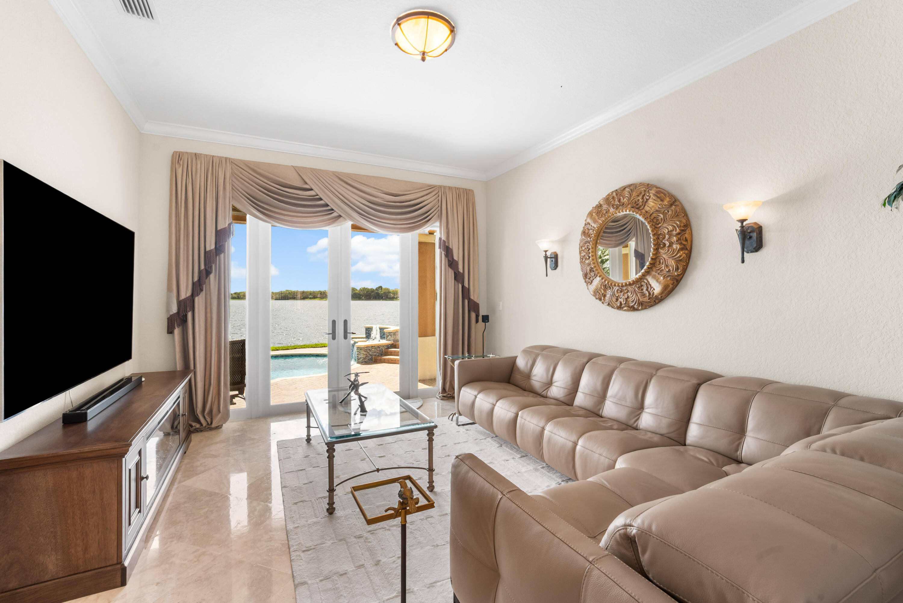 WEST SHORE - Residential