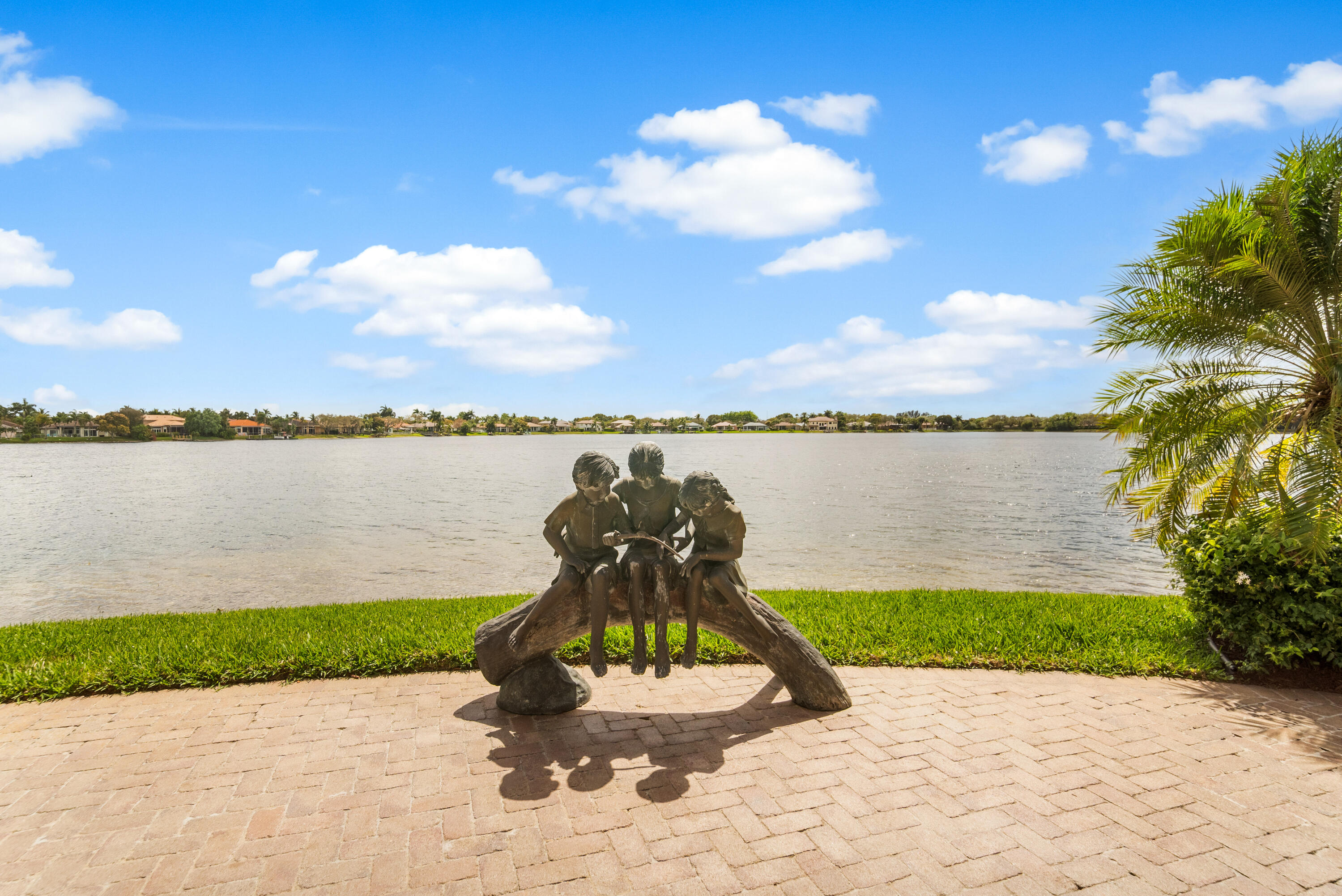 WEST SHORE - Residential