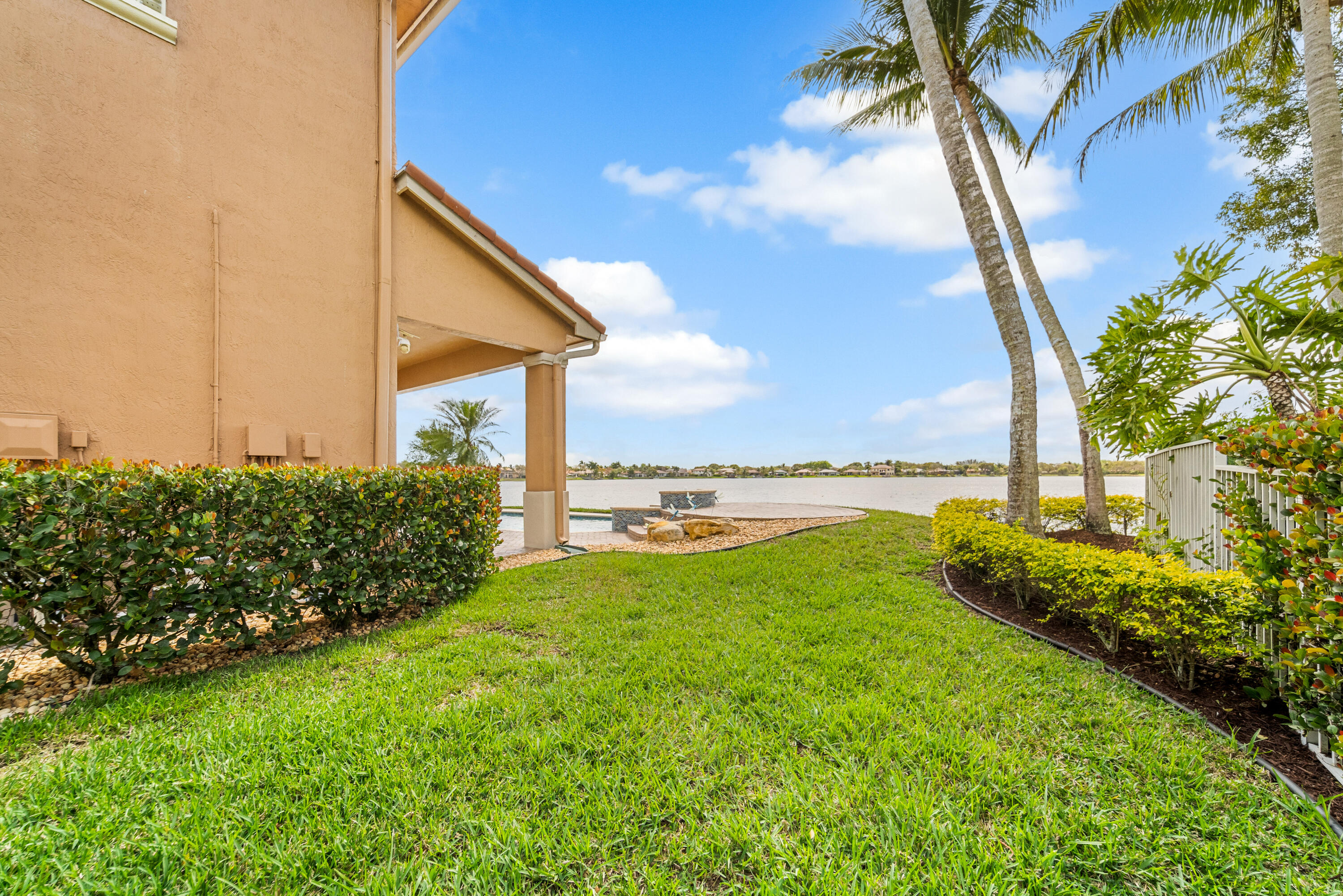 WEST SHORE - Residential